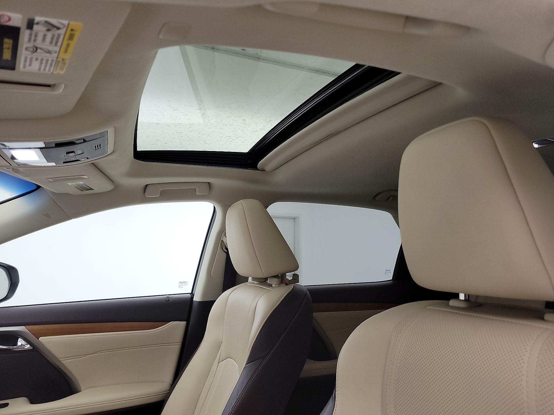 Thumbnail: 2019 Lexus RX - 20