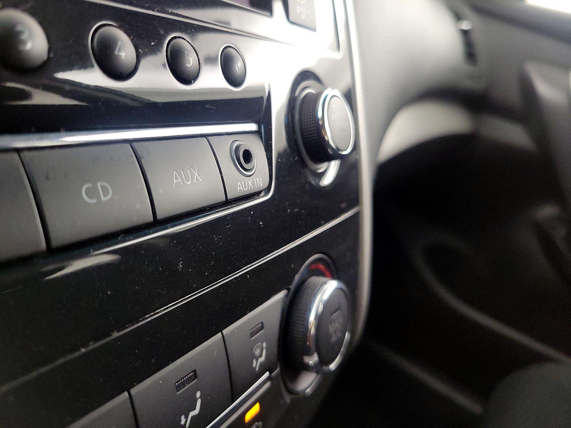 Thumbnail: 2015 Nissan Altima - 15