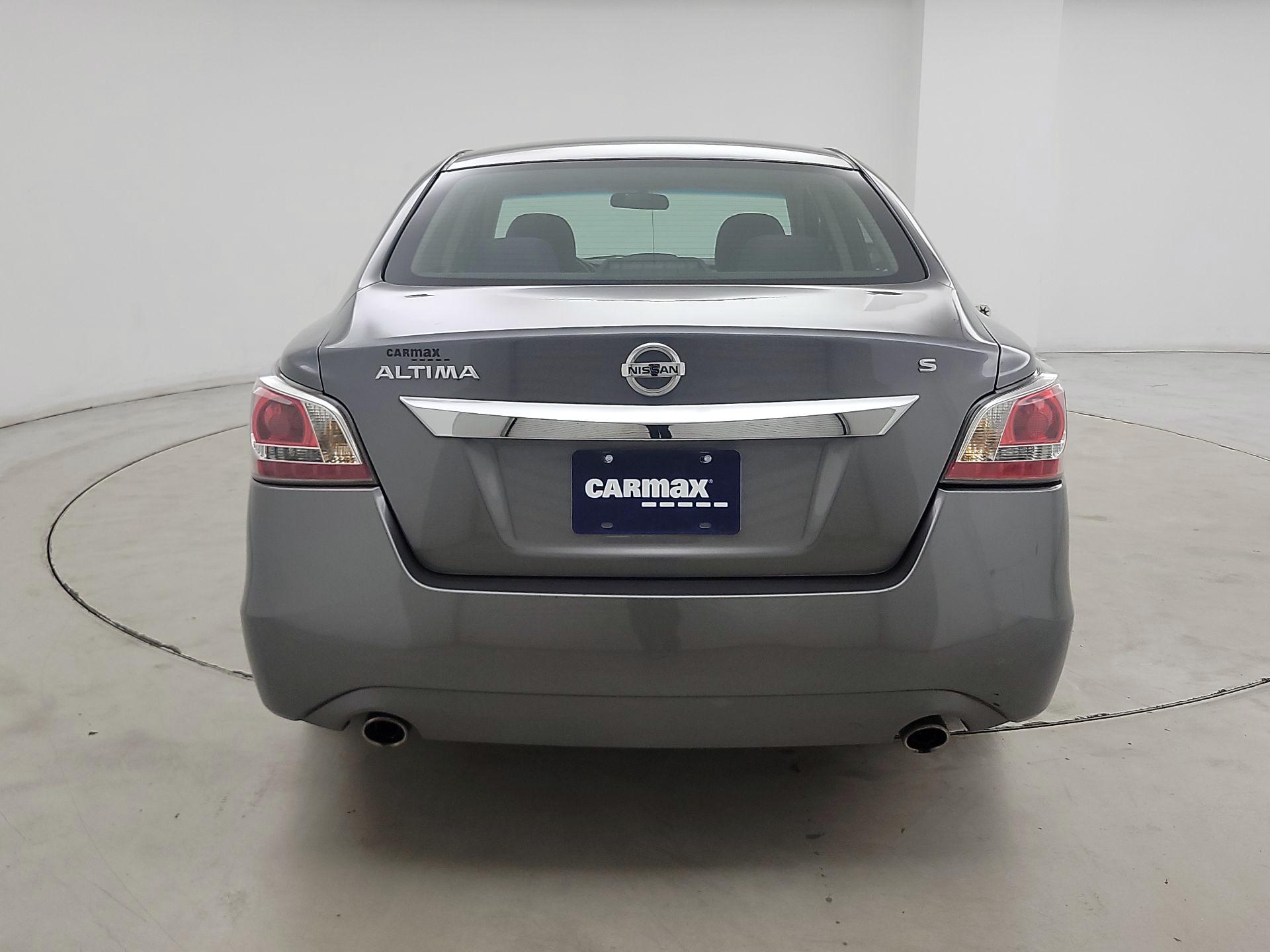 Thumbnail: 2015 Nissan Altima - 6