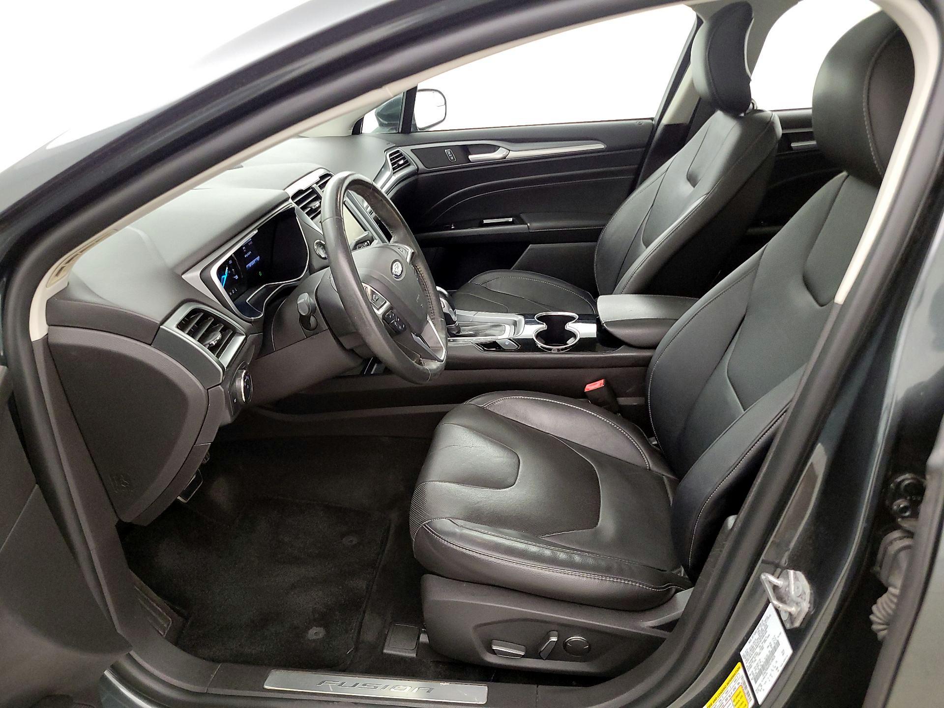 Thumbnail: 2015 Ford Fusion - 11