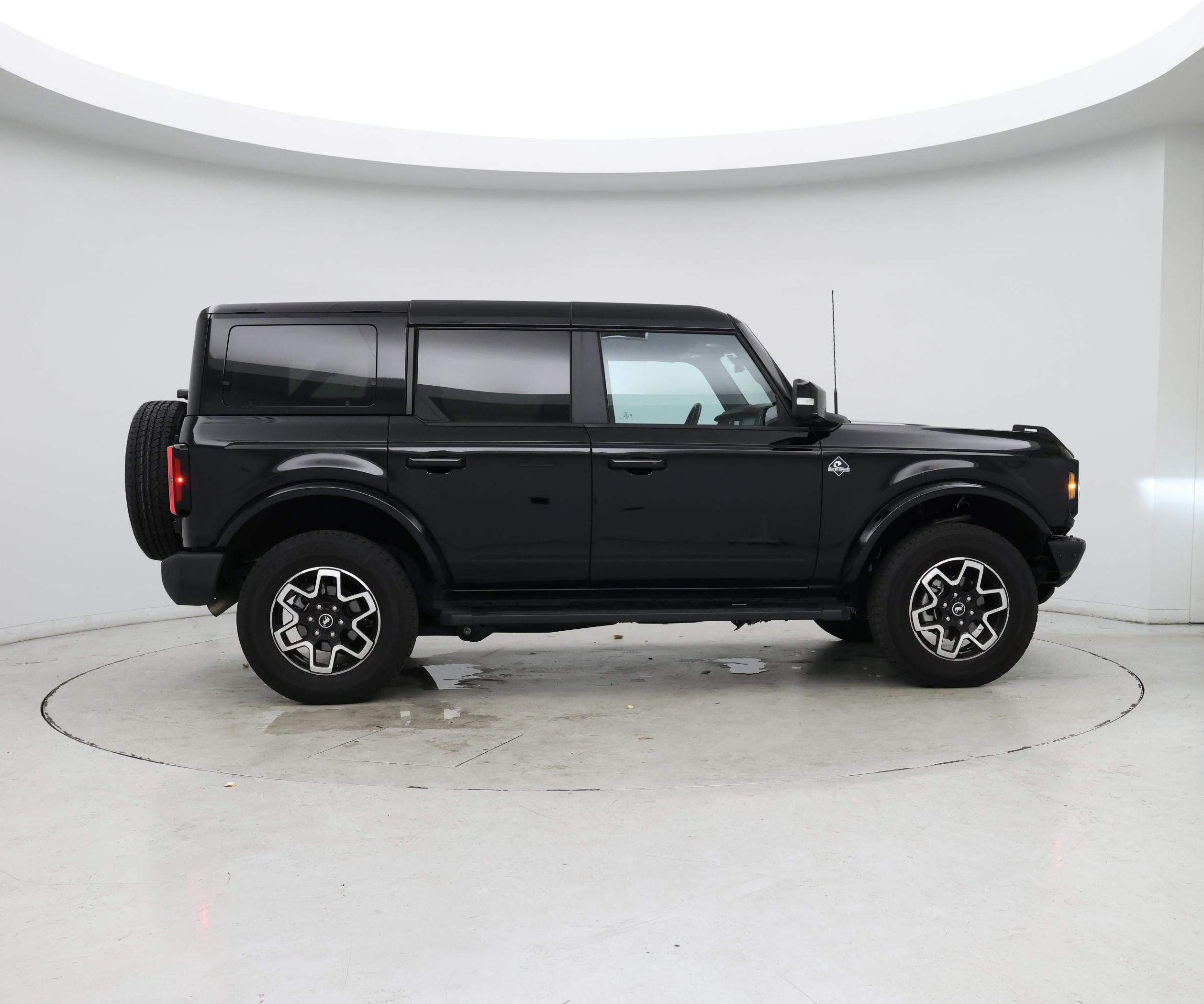 Thumbnail: 2024 Ford Bronco - 7