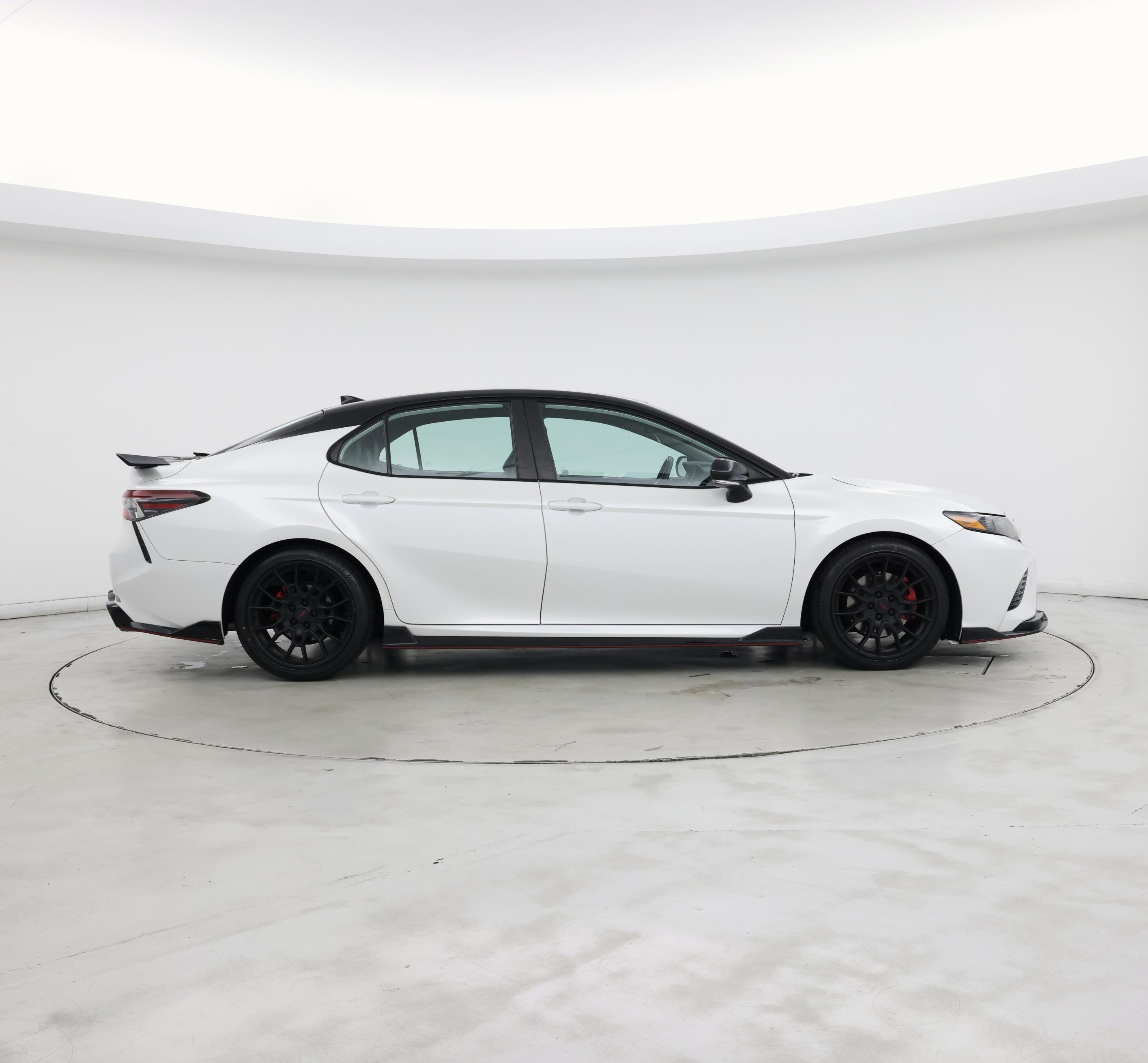 Thumbnail: 2022 Toyota Camry - 7
