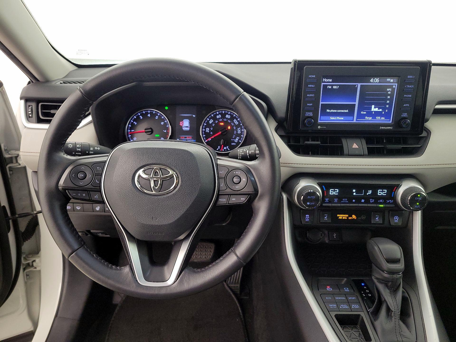 Thumbnail: 2021 Toyota RAV4 - 9