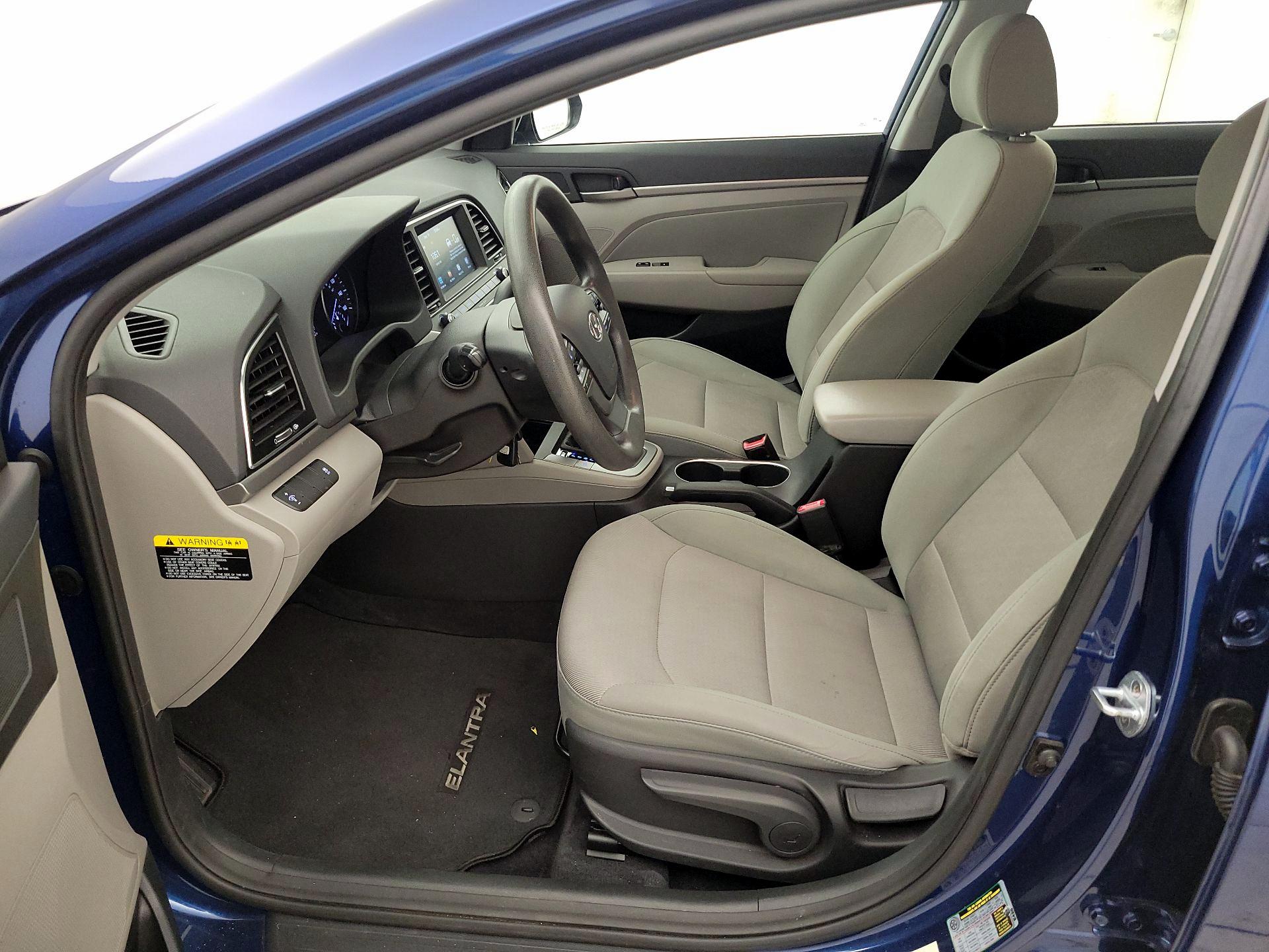 Thumbnail: 2017 Hyundai Elantra - 11