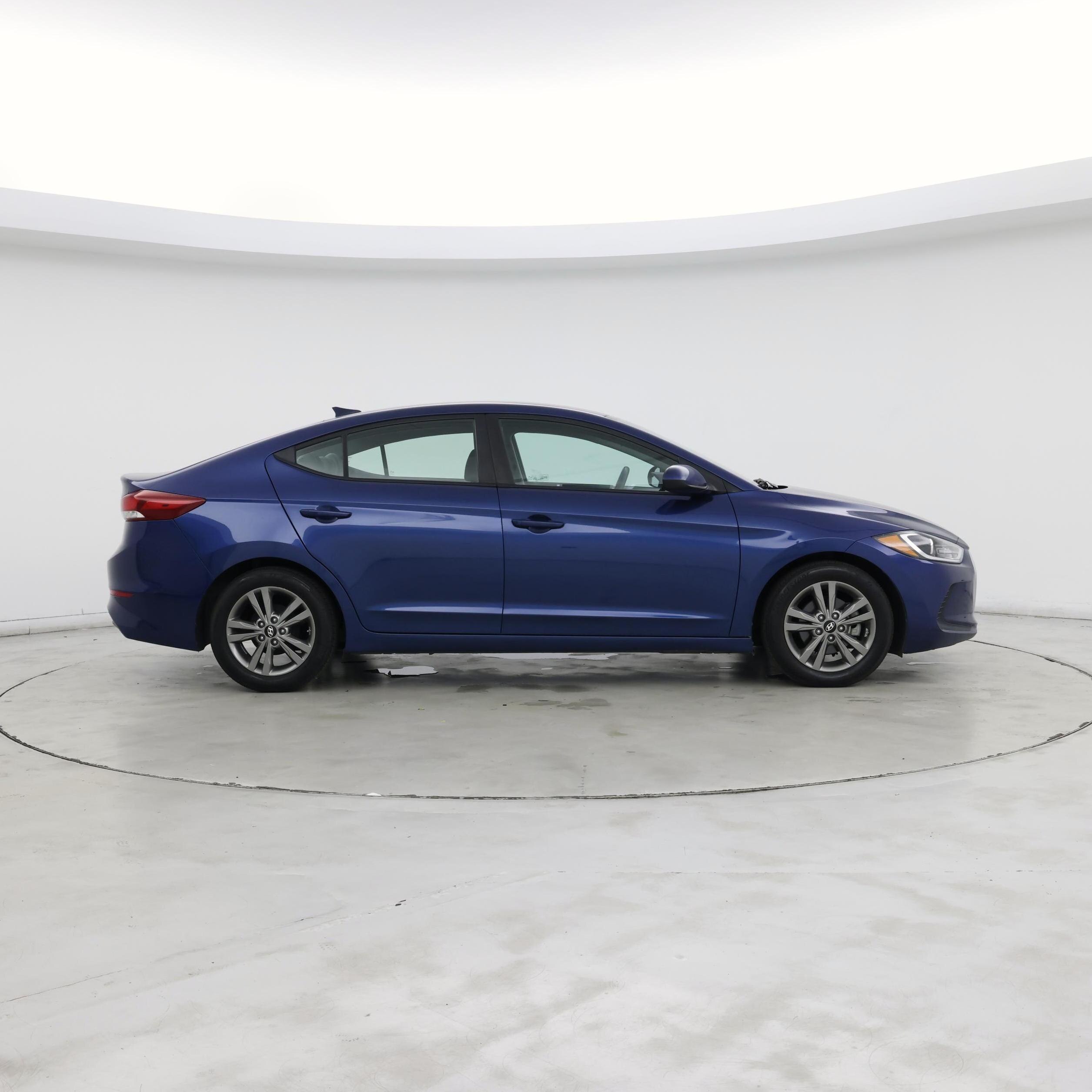 Thumbnail: 2017 Hyundai Elantra - 7