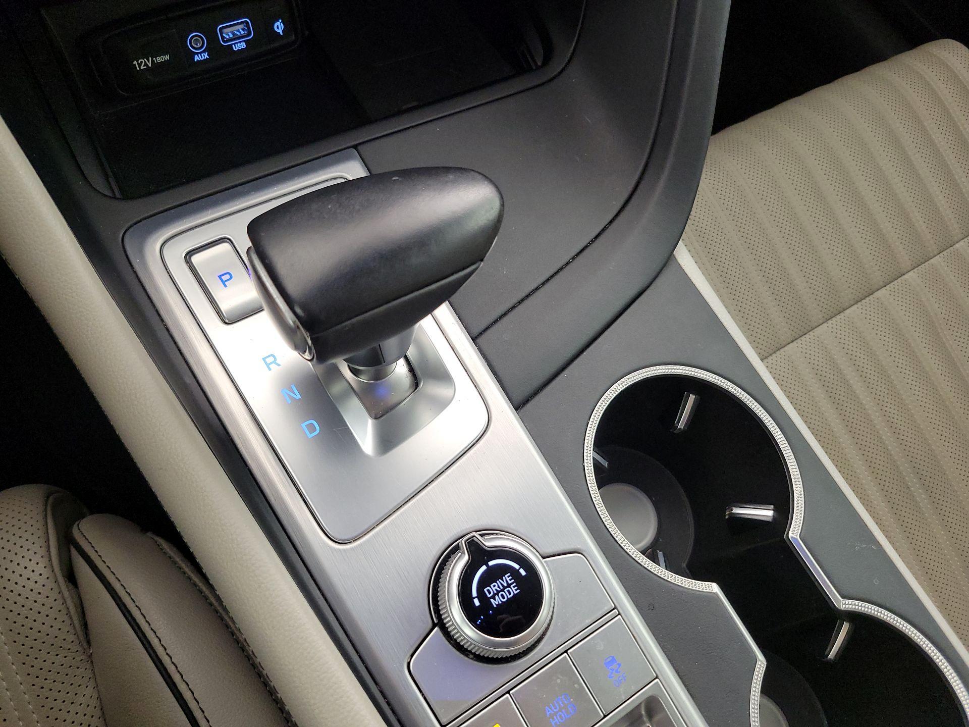 Thumbnail: 2019 Genesis G70 - 16