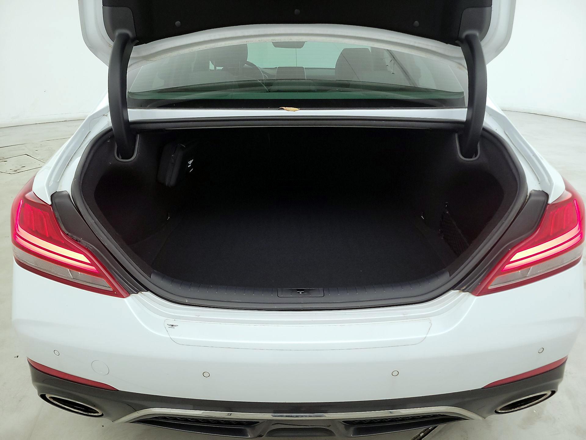 Thumbnail: 2019 Genesis G70 - 20