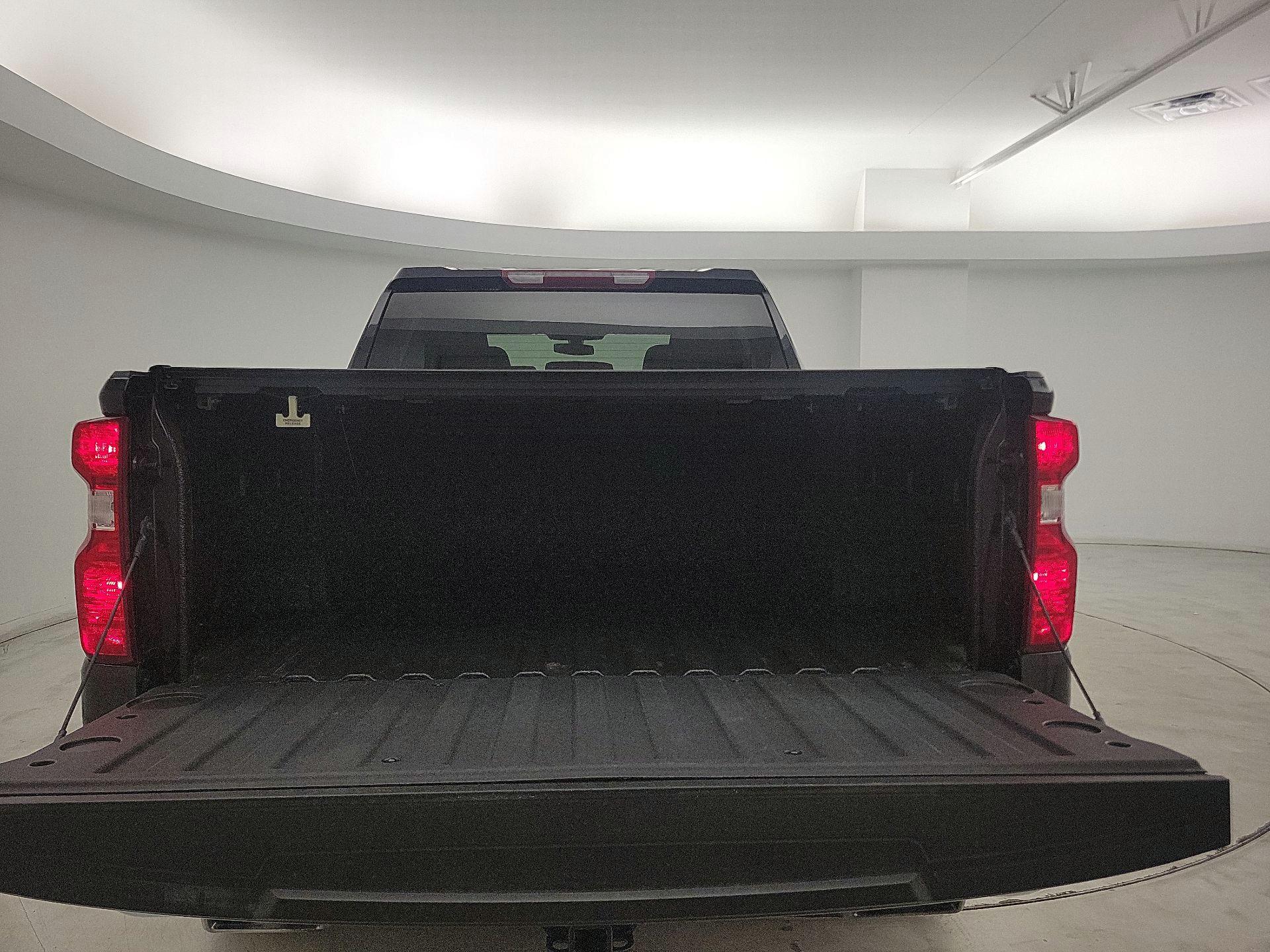 Thumbnail: 2021 Chevrolet Silverado 1500 - 18