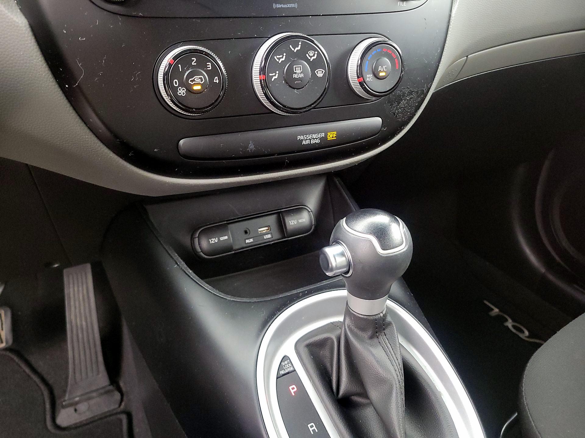 Thumbnail: 2018 Kia Soul - 15