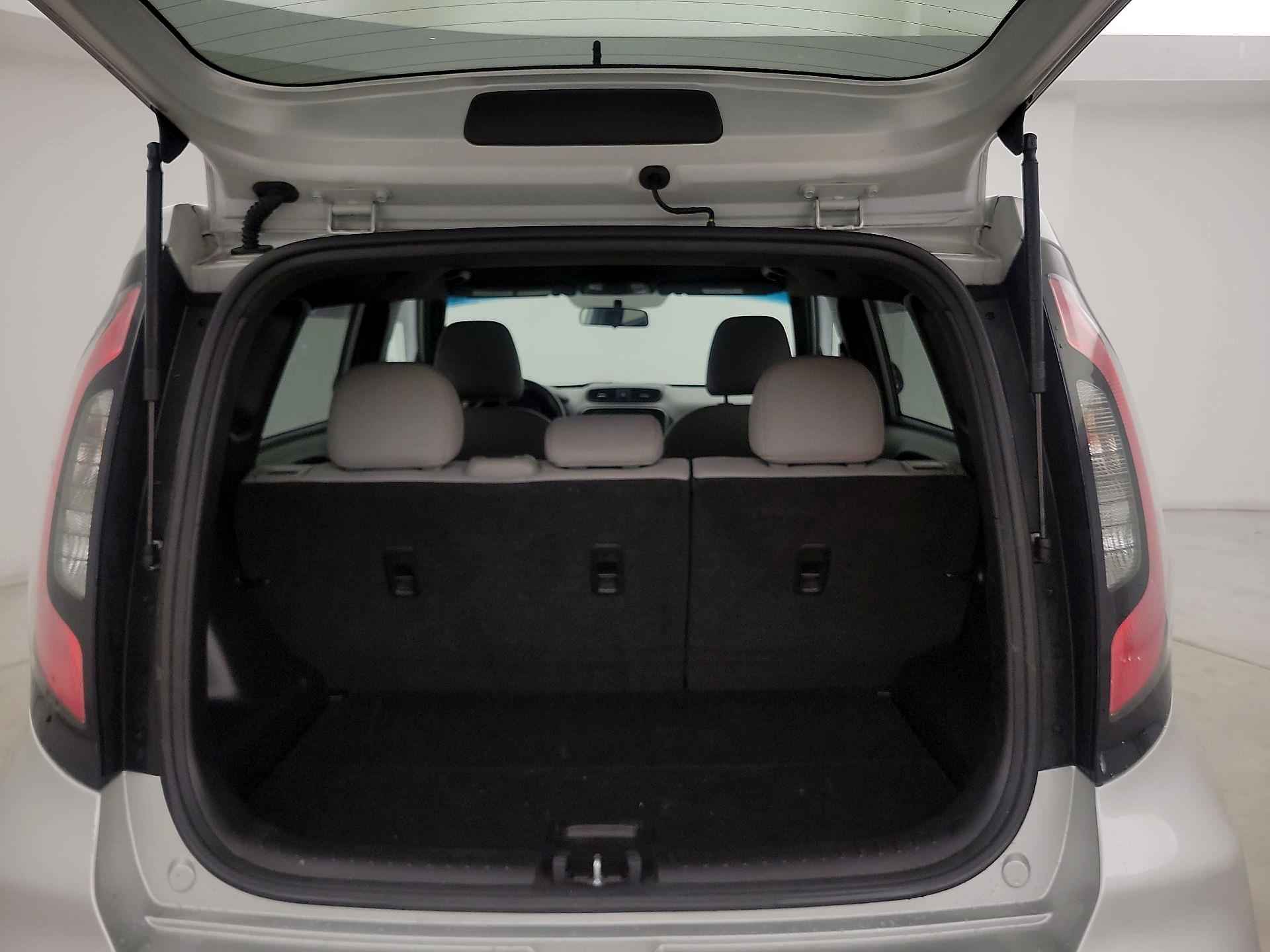 Thumbnail: 2018 Kia Soul - 19