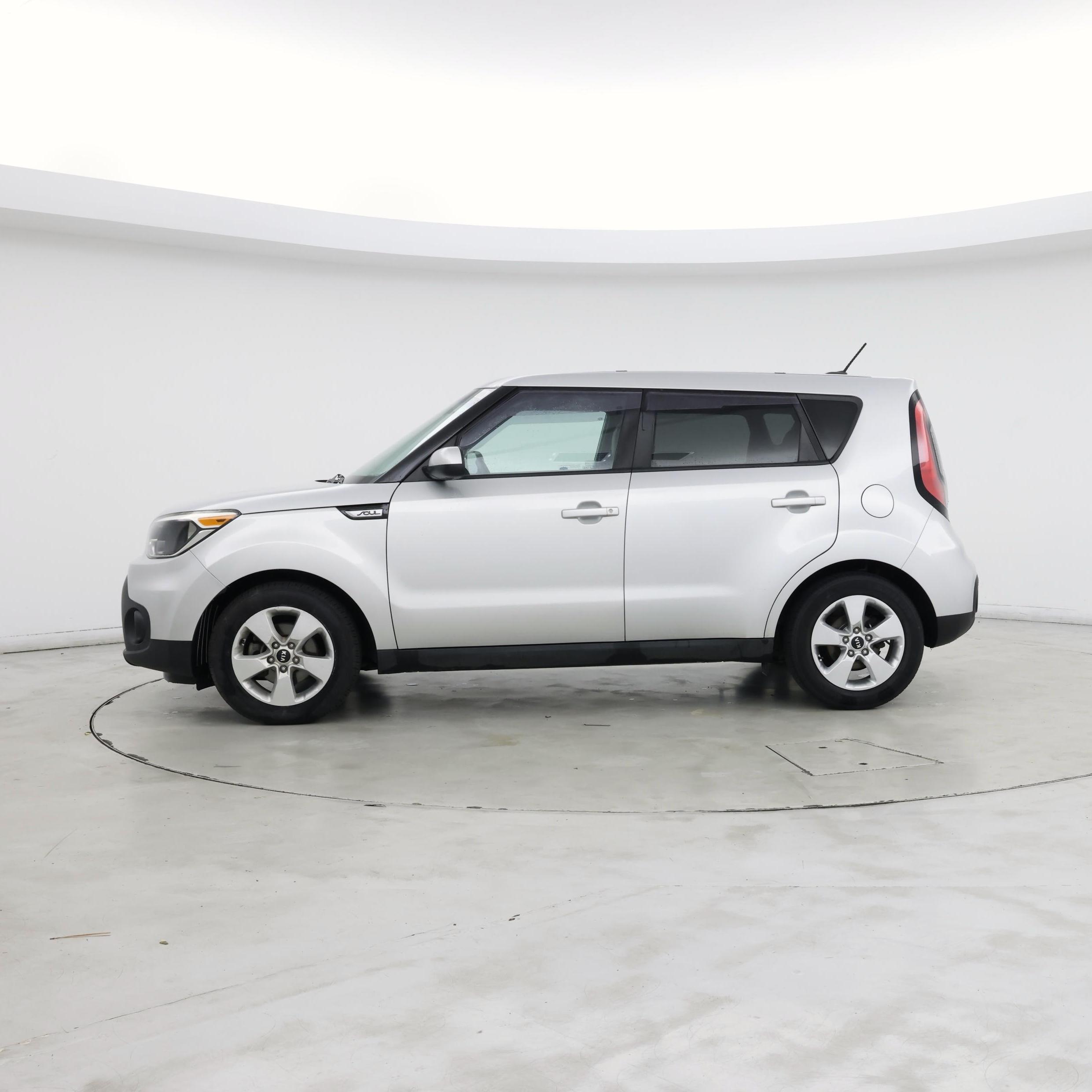 Thumbnail: 2018 Kia Soul - 3