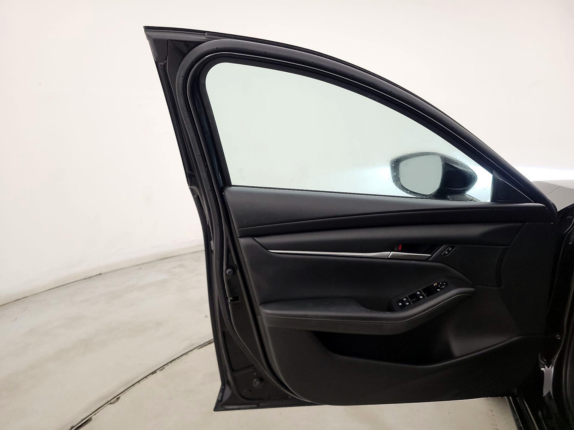 Thumbnail: 2023 Mazda Mazda3 - 12
