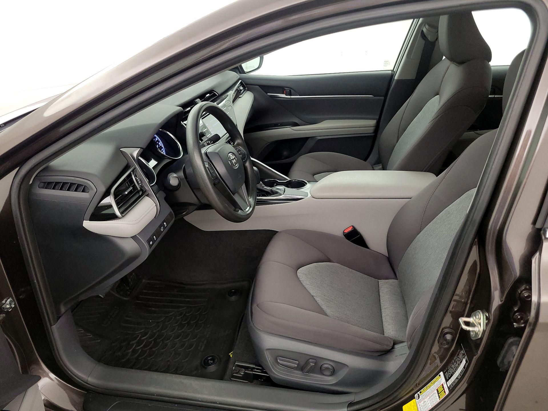 Thumbnail: 2019 Toyota Camry - 9