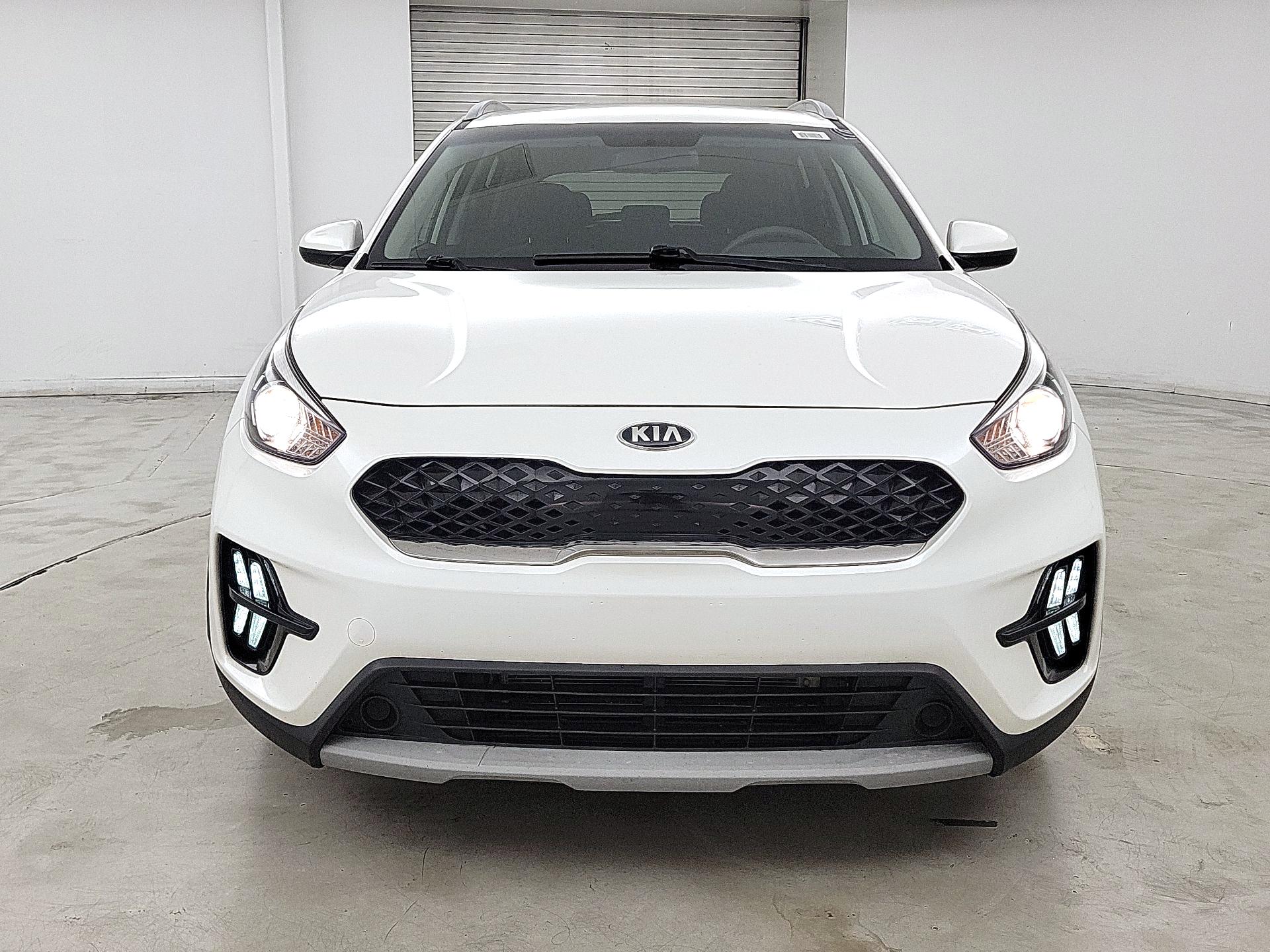 Thumbnail: 2020 Kia Niro - 2