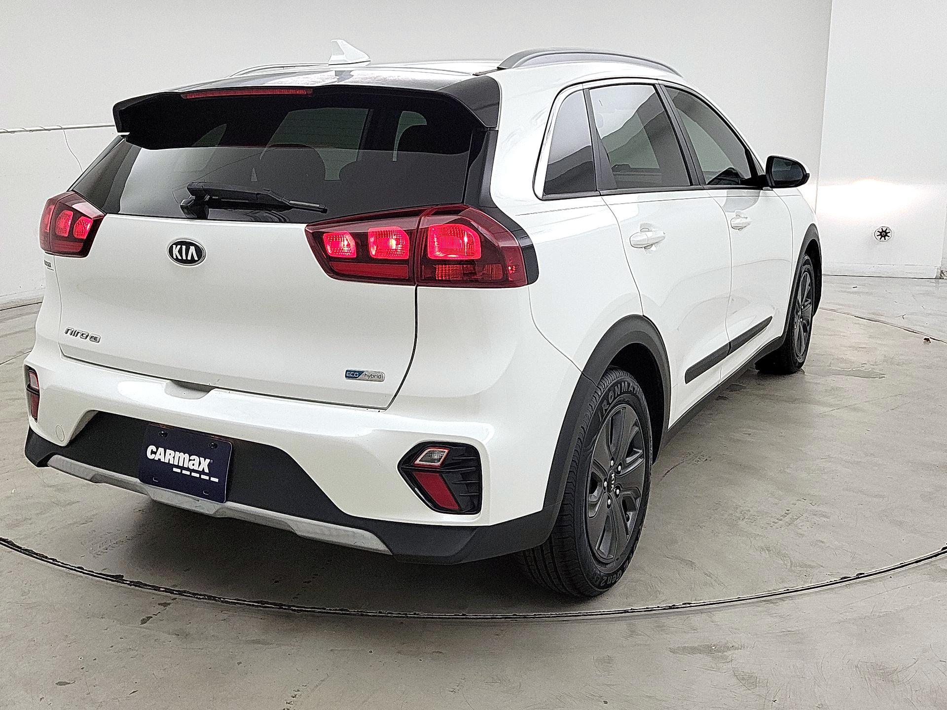 Thumbnail: 2020 Kia Niro - 5