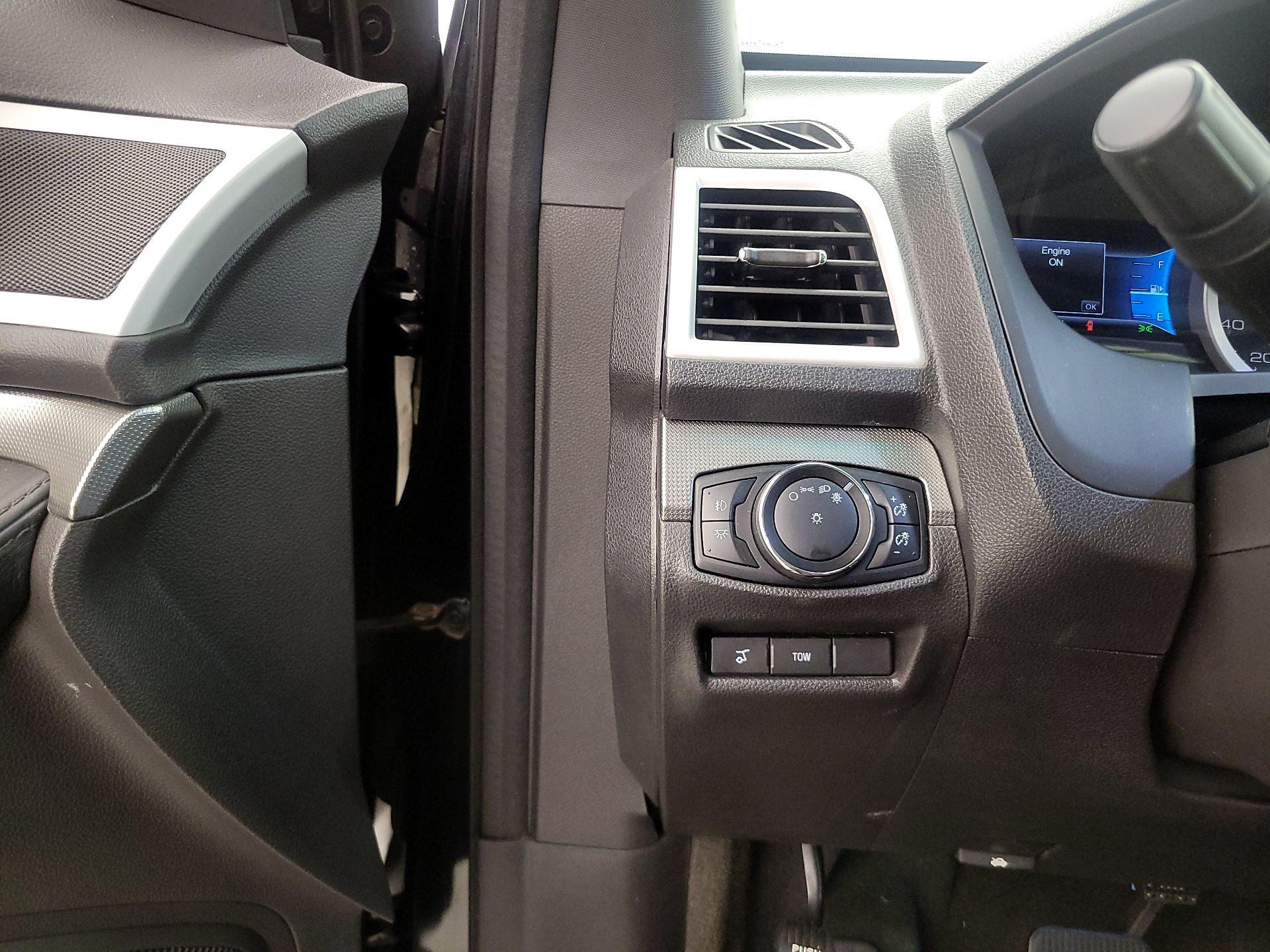 Thumbnail: 2014 Ford Explorer - 13