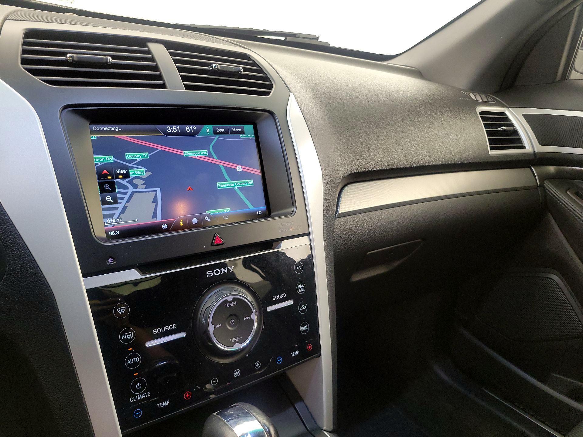 Thumbnail: 2014 Ford Explorer - 14