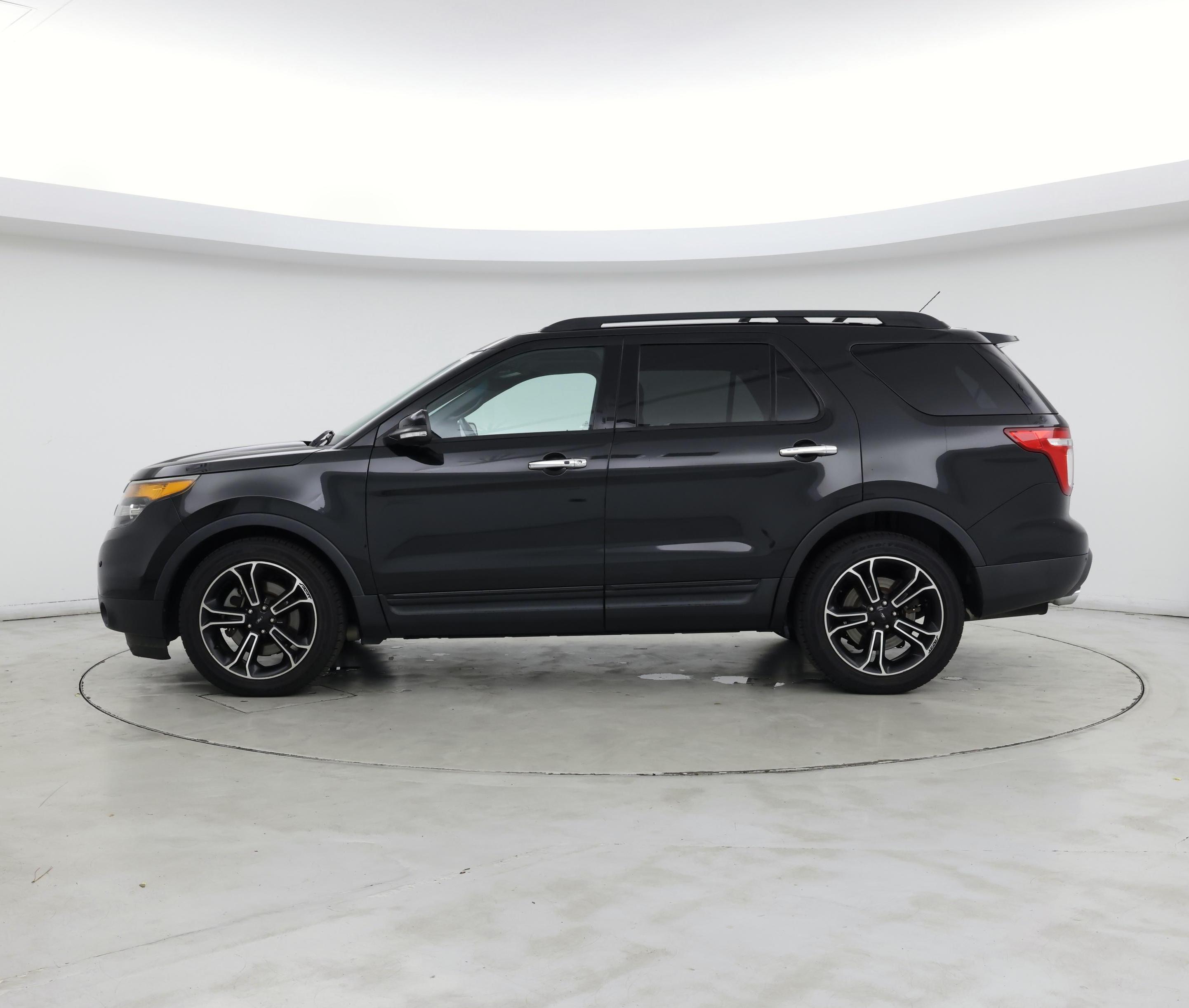 Thumbnail: 2014 Ford Explorer - 3