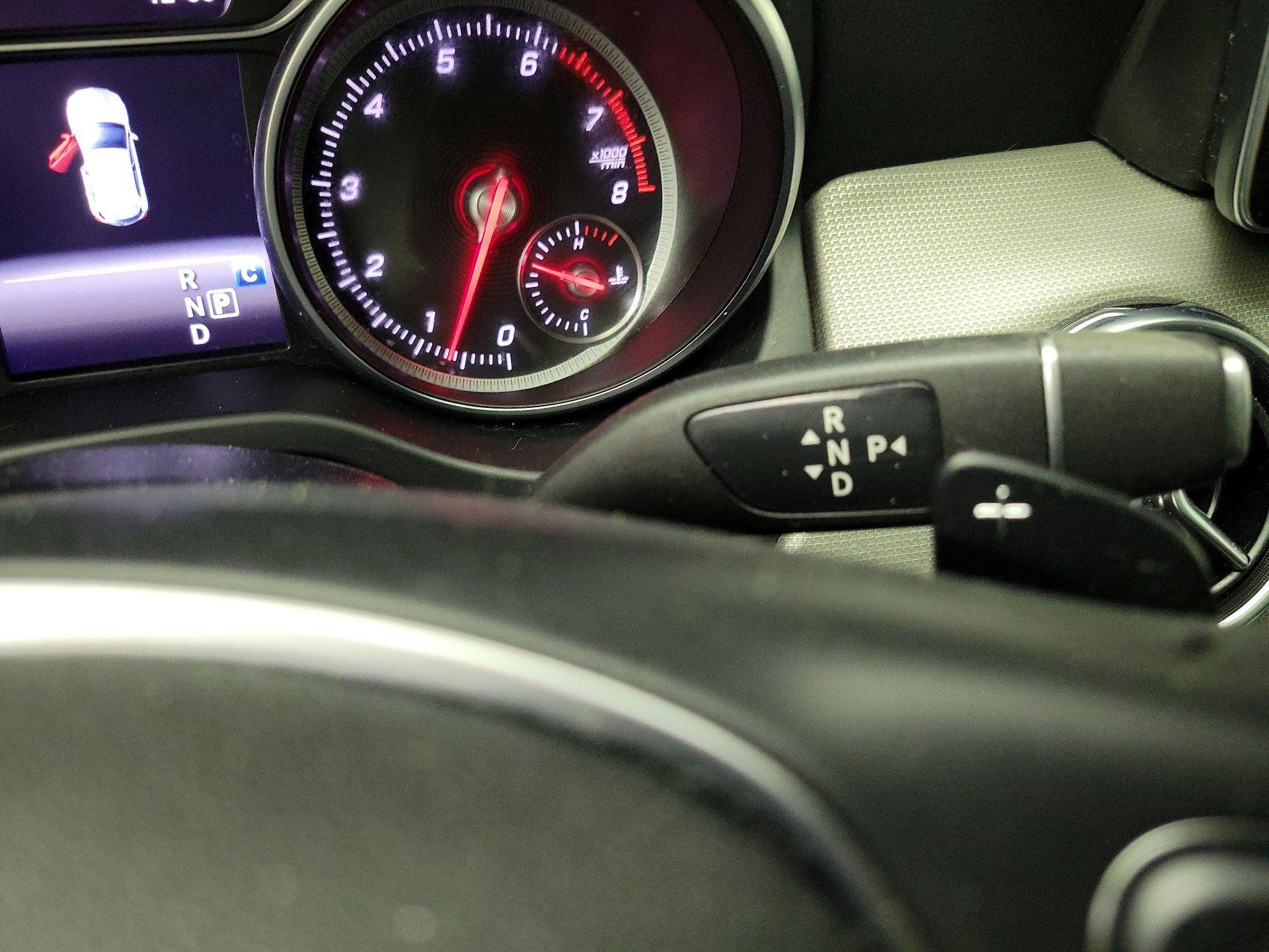 Thumbnail: 2018 Mercedes-Benz GLA - 18