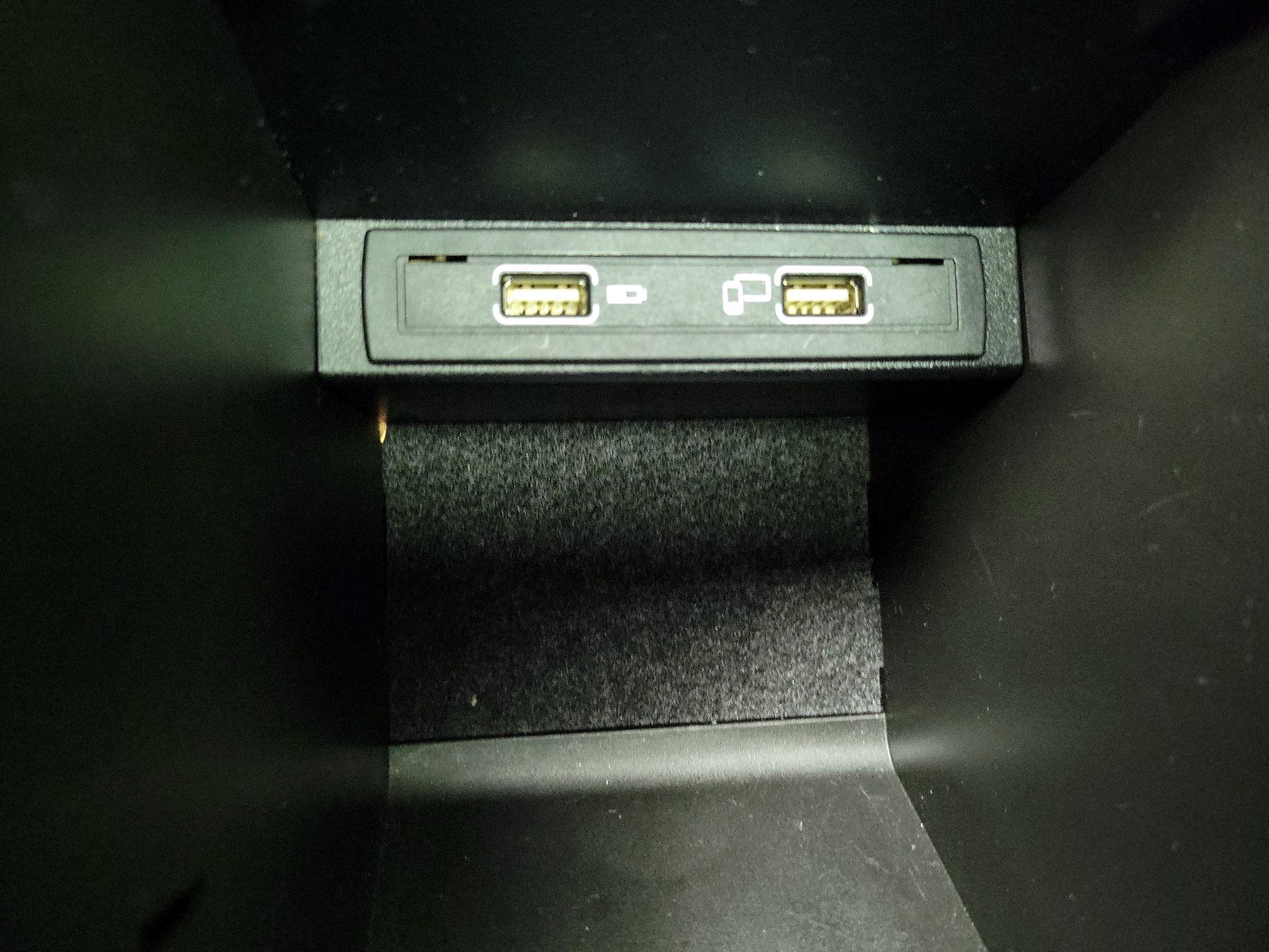 Thumbnail: 2018 Mercedes-Benz GLA - 19