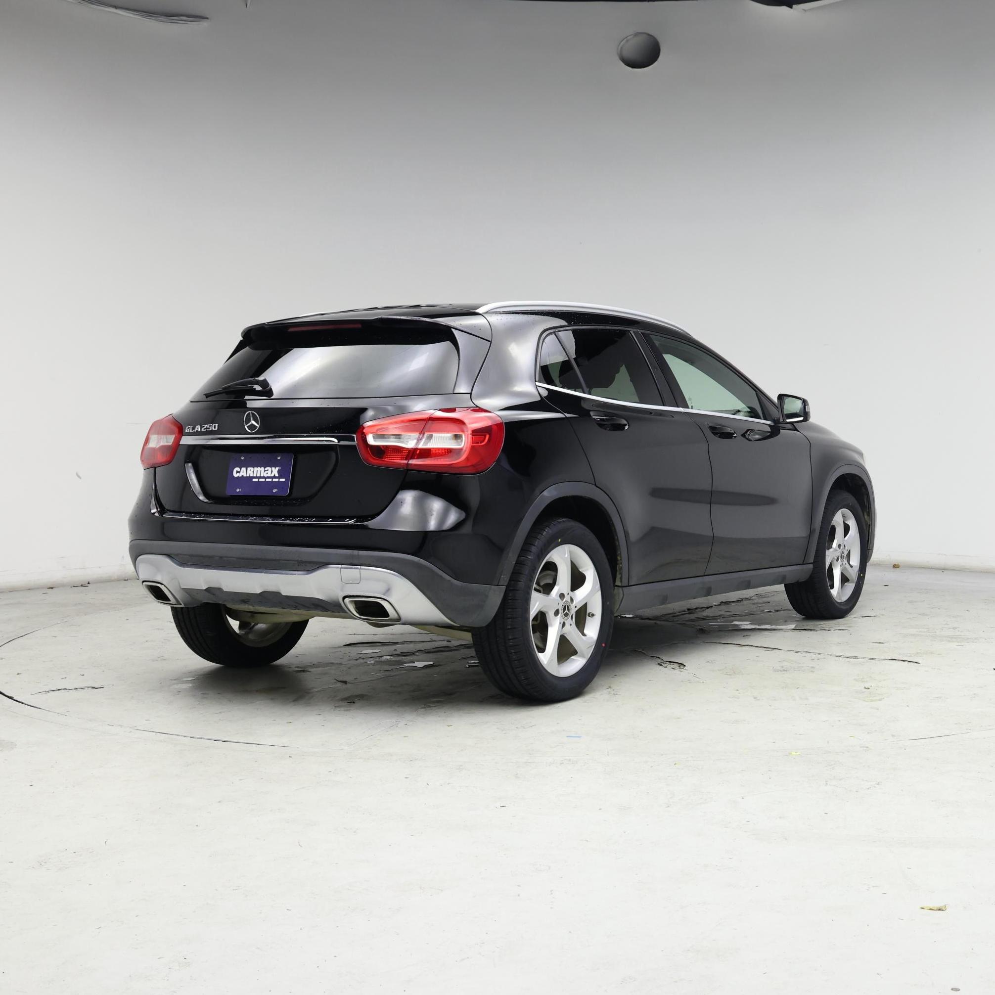 Thumbnail: 2018 Mercedes-Benz GLA - 8