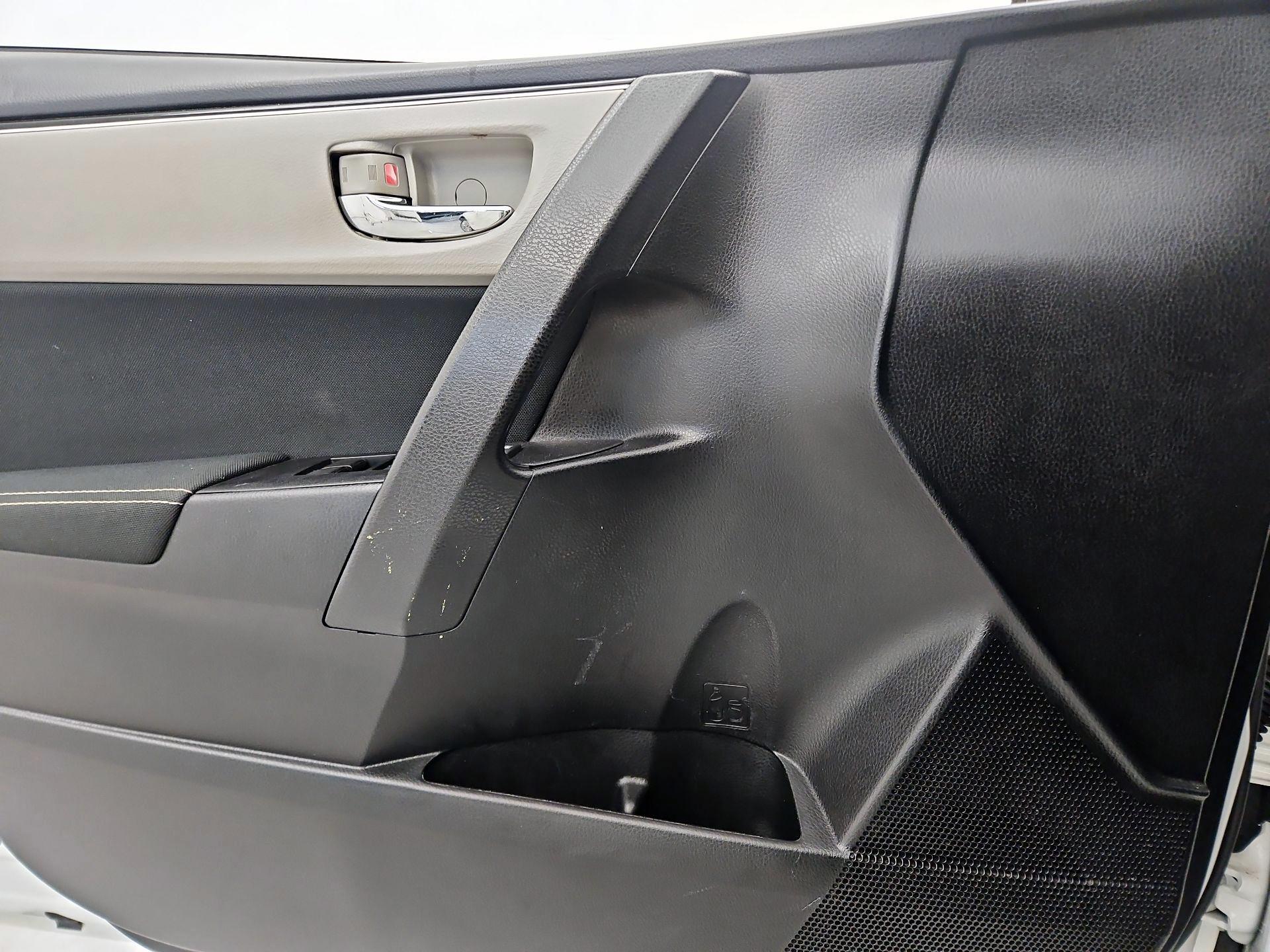 Thumbnail: 2017 Toyota Corolla - 12