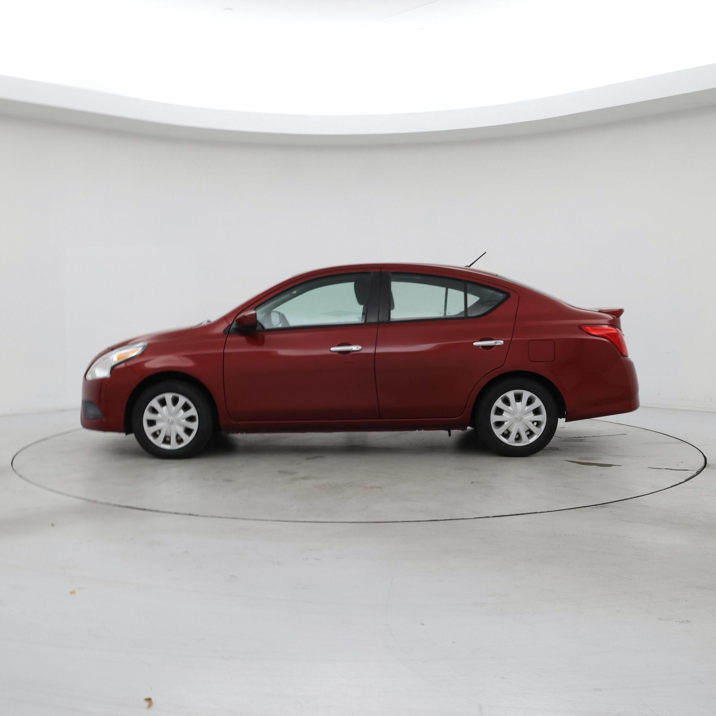 Thumbnail: 2019 Nissan Versa - 3