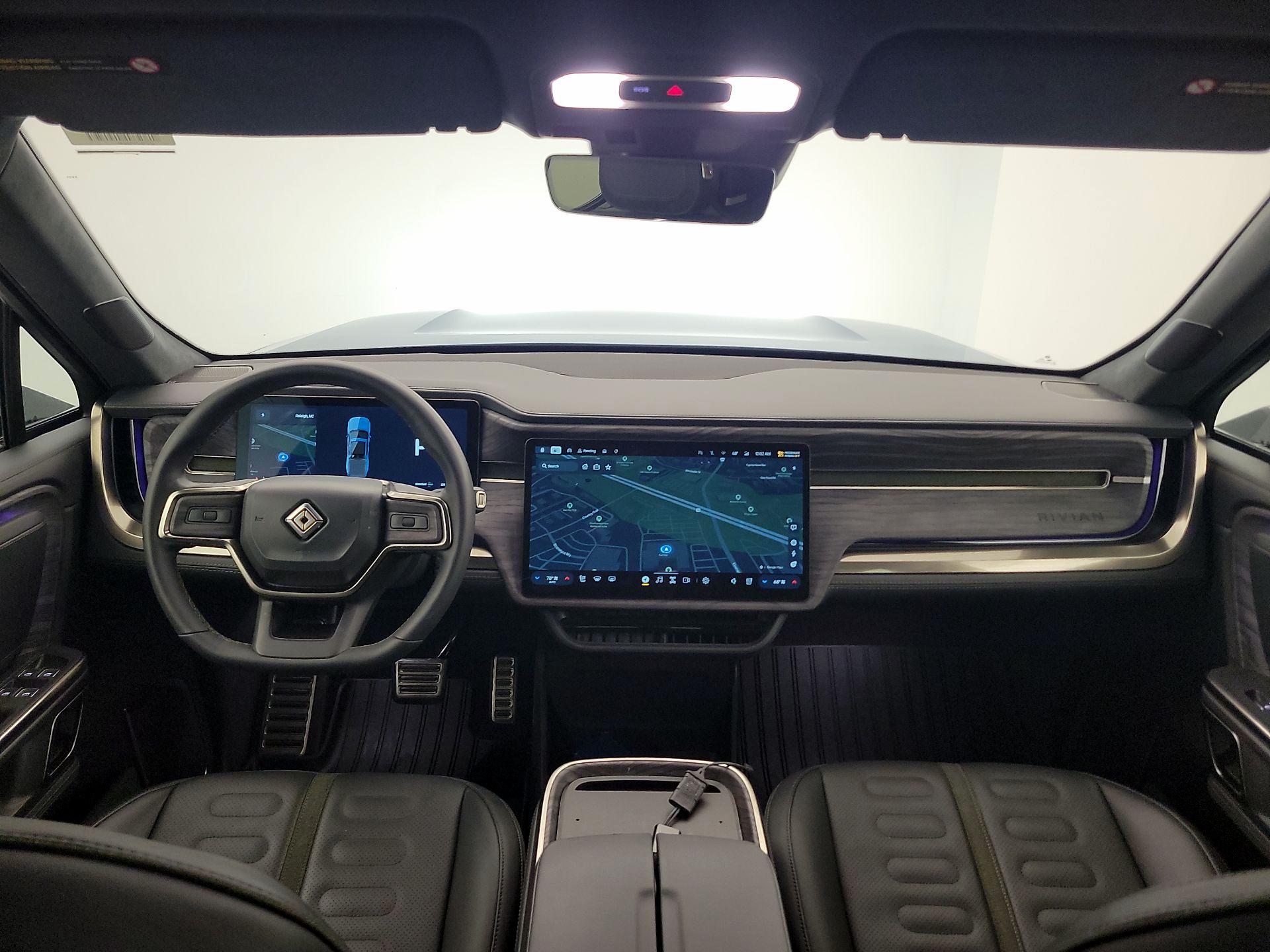 Thumbnail: 2022 Rivian R1T - 9