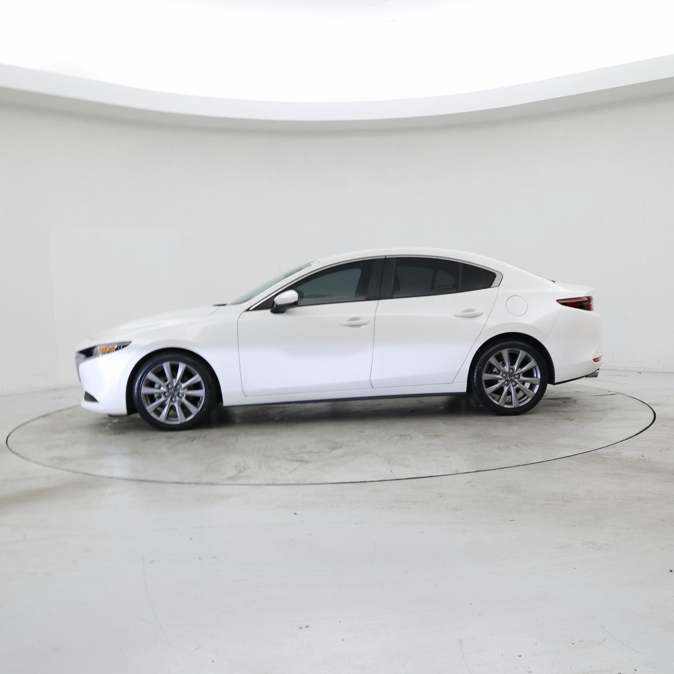 Thumbnail: 2021 Mazda Mazda3 - 3