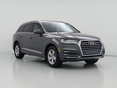 Gray 2019 Audi Q7 Premium Plus