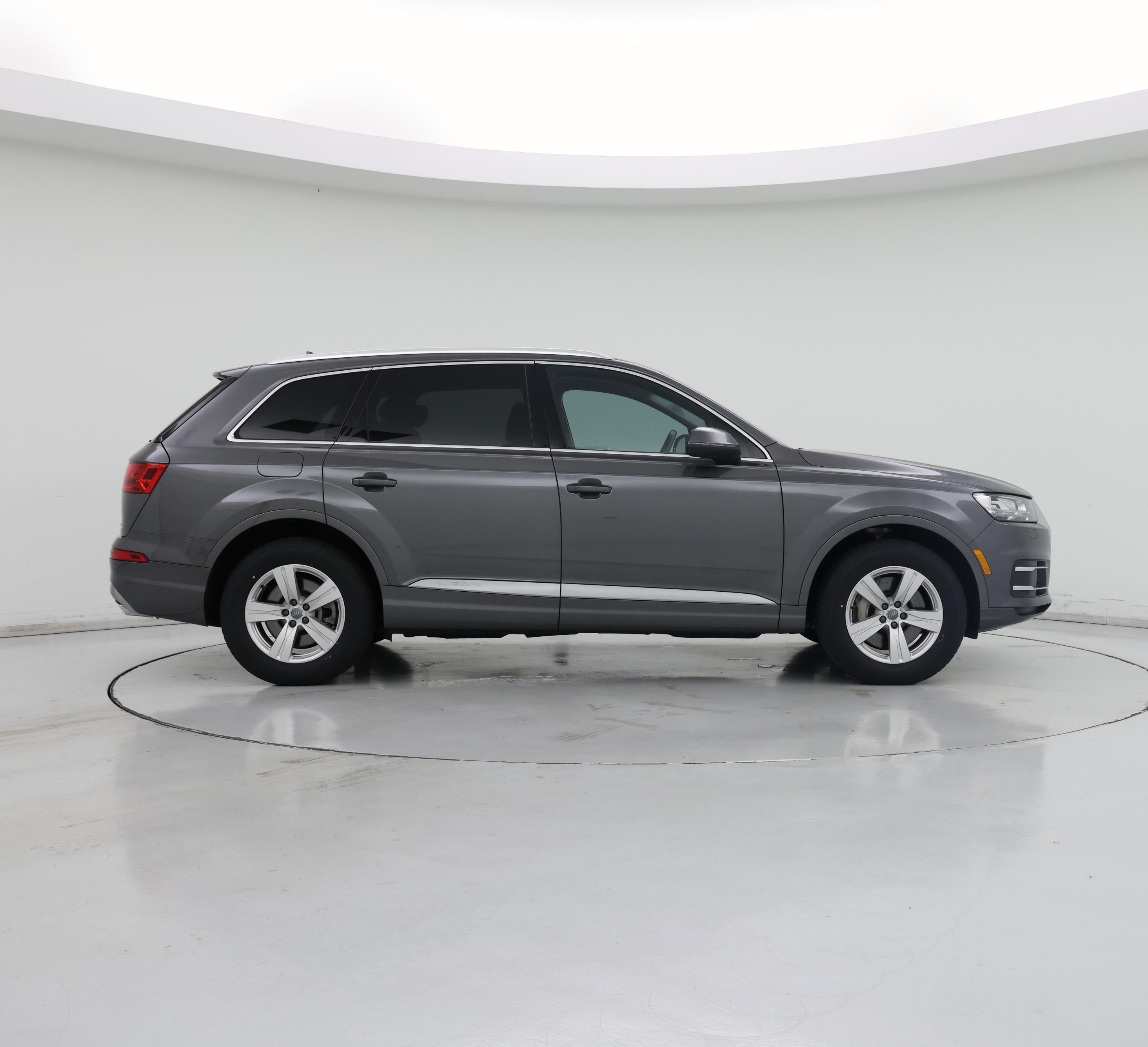 Thumbnail: 2019 Audi Q7 - 7