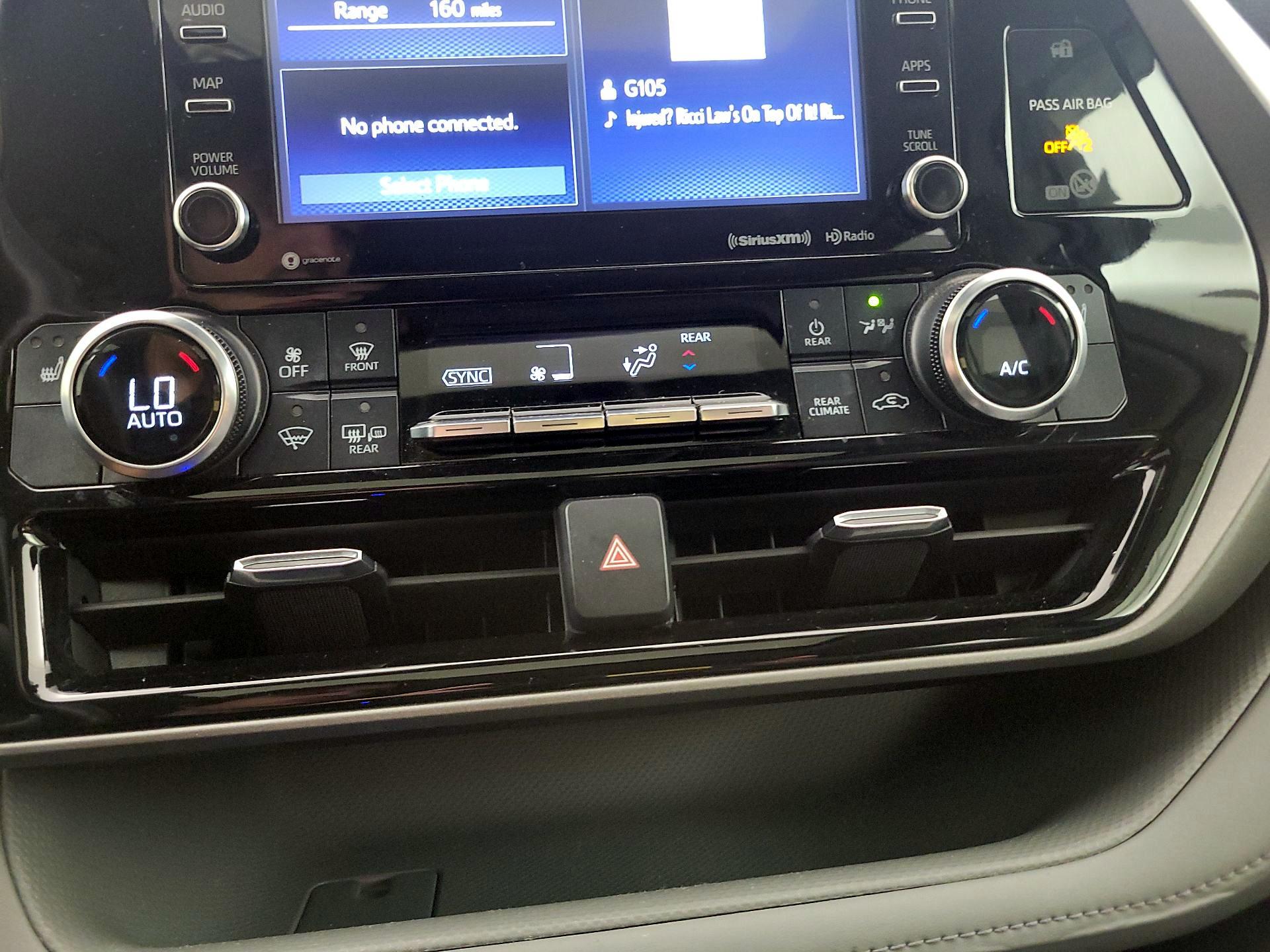 Thumbnail: 2022 Toyota Highlander - 16