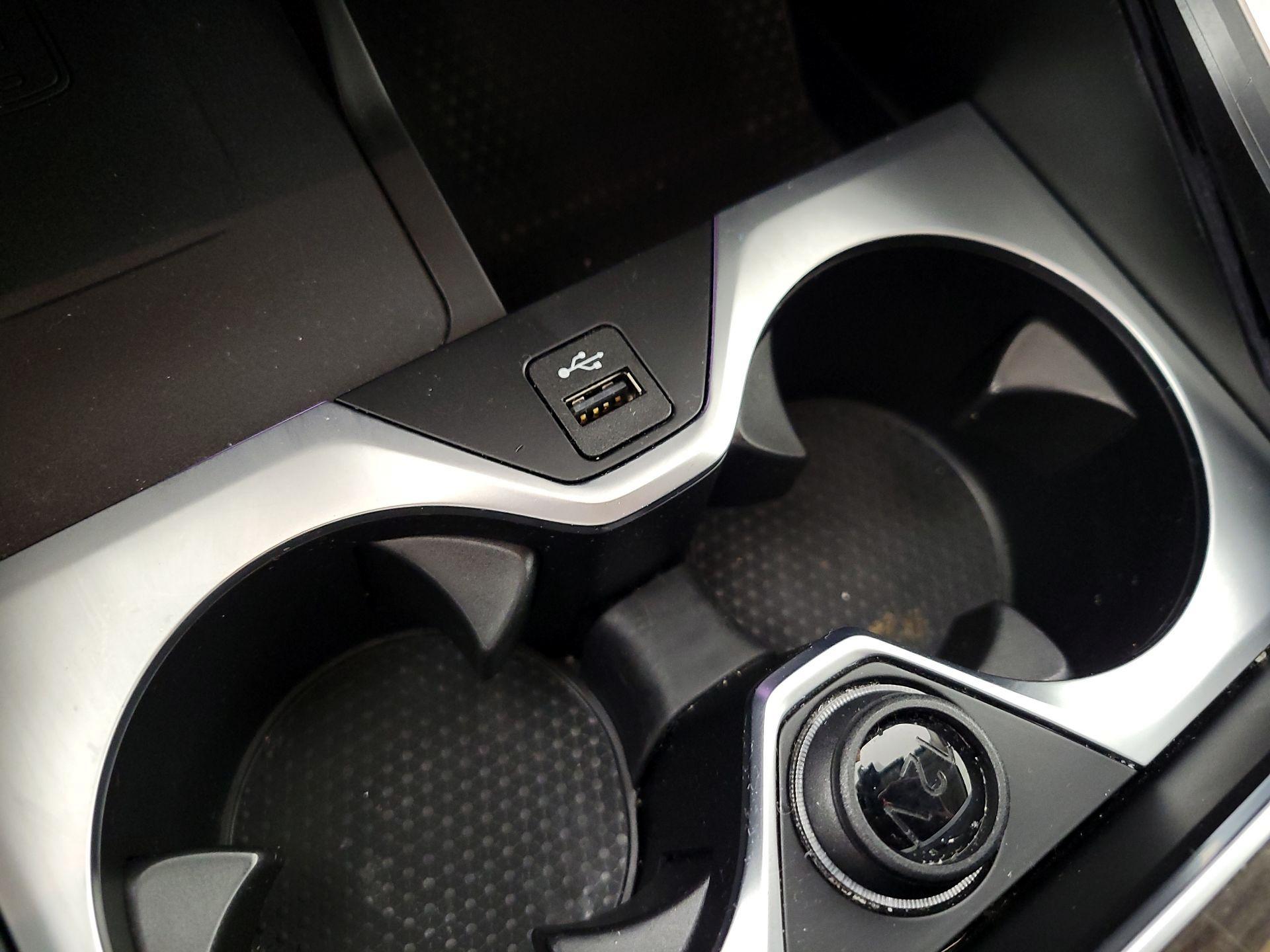 Thumbnail: 2023 BMW X7 - 19