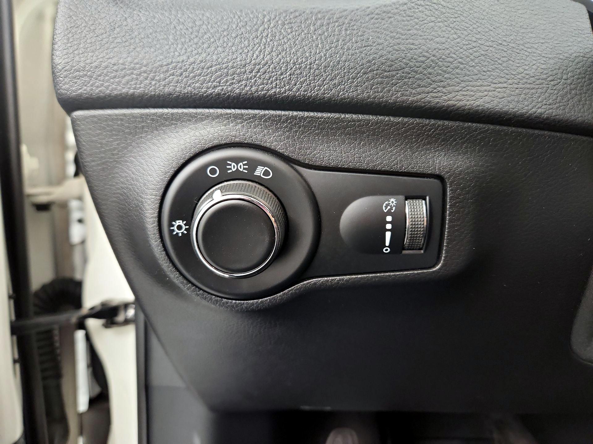 Thumbnail: 2020 Jeep Compass - 13