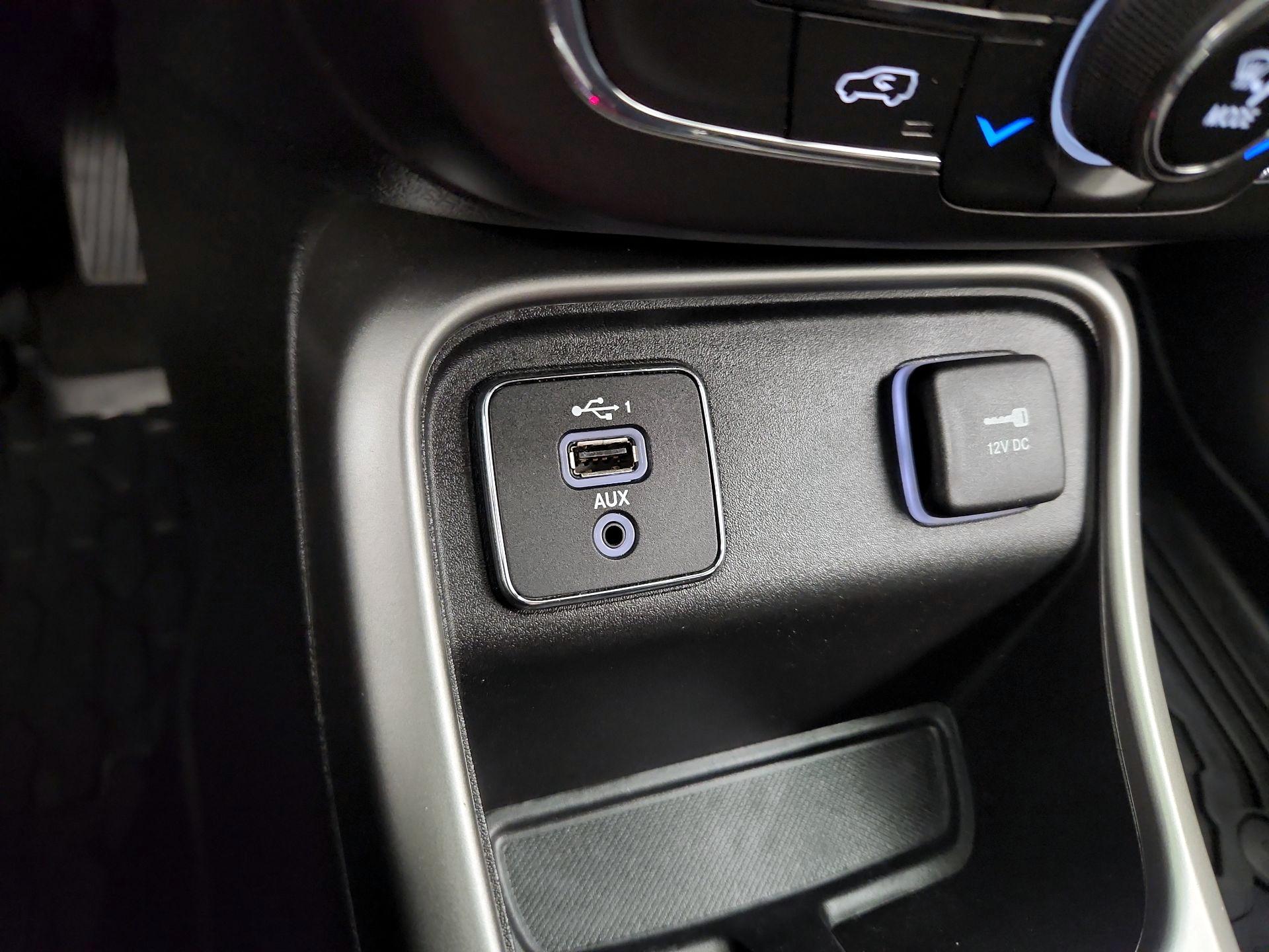 Thumbnail: 2020 Jeep Compass - 18