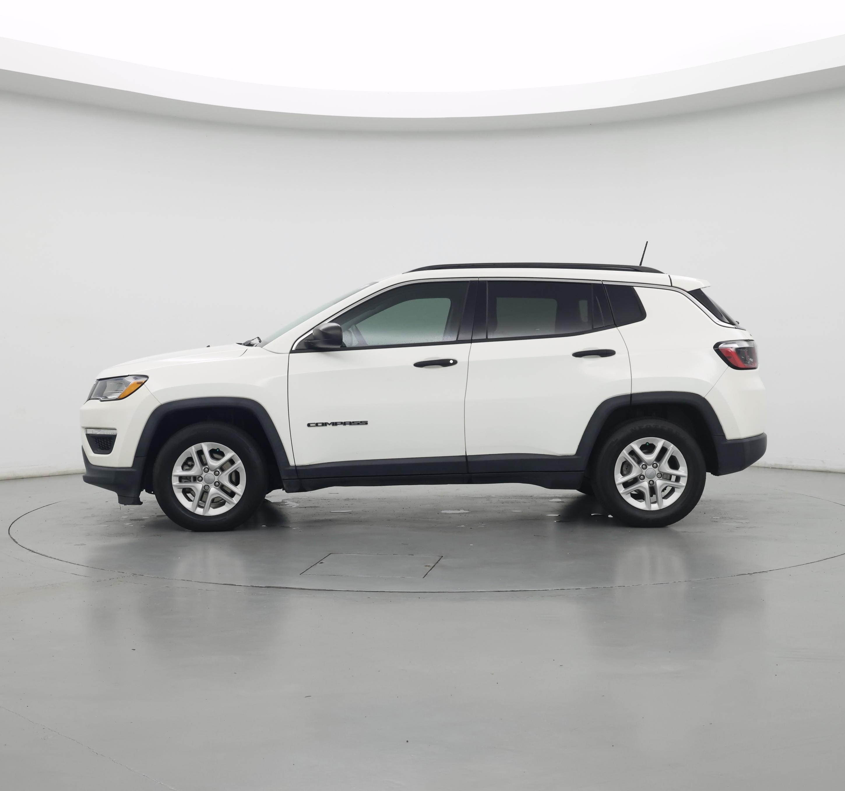 Thumbnail: 2020 Jeep Compass - 3