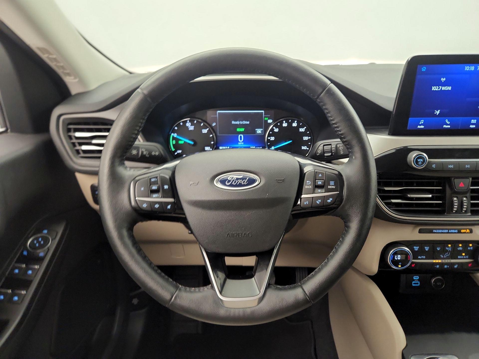 Thumbnail: 2021 Ford Escape - 10