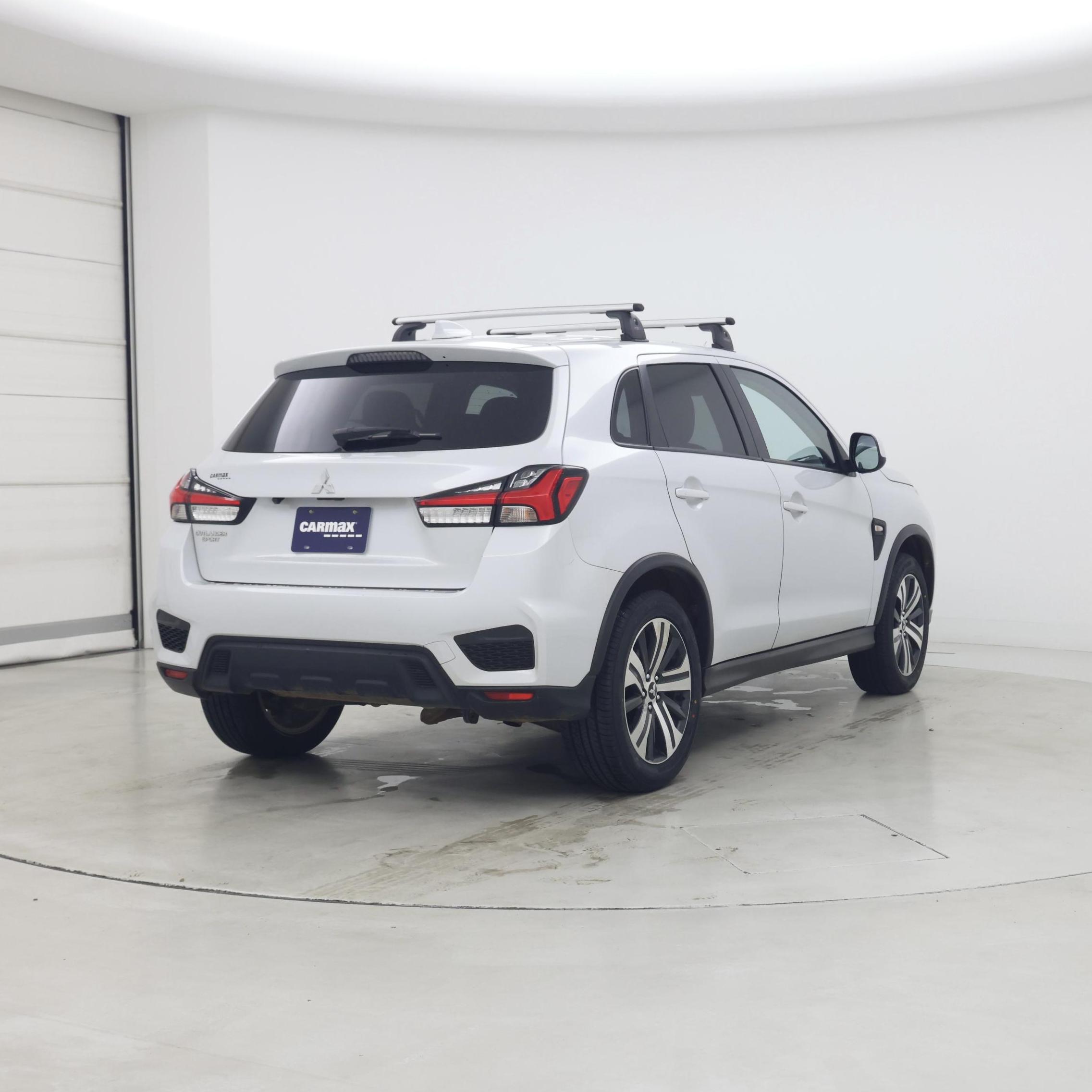 Thumbnail: 2022 Mitsubishi Outlander Sport - 8