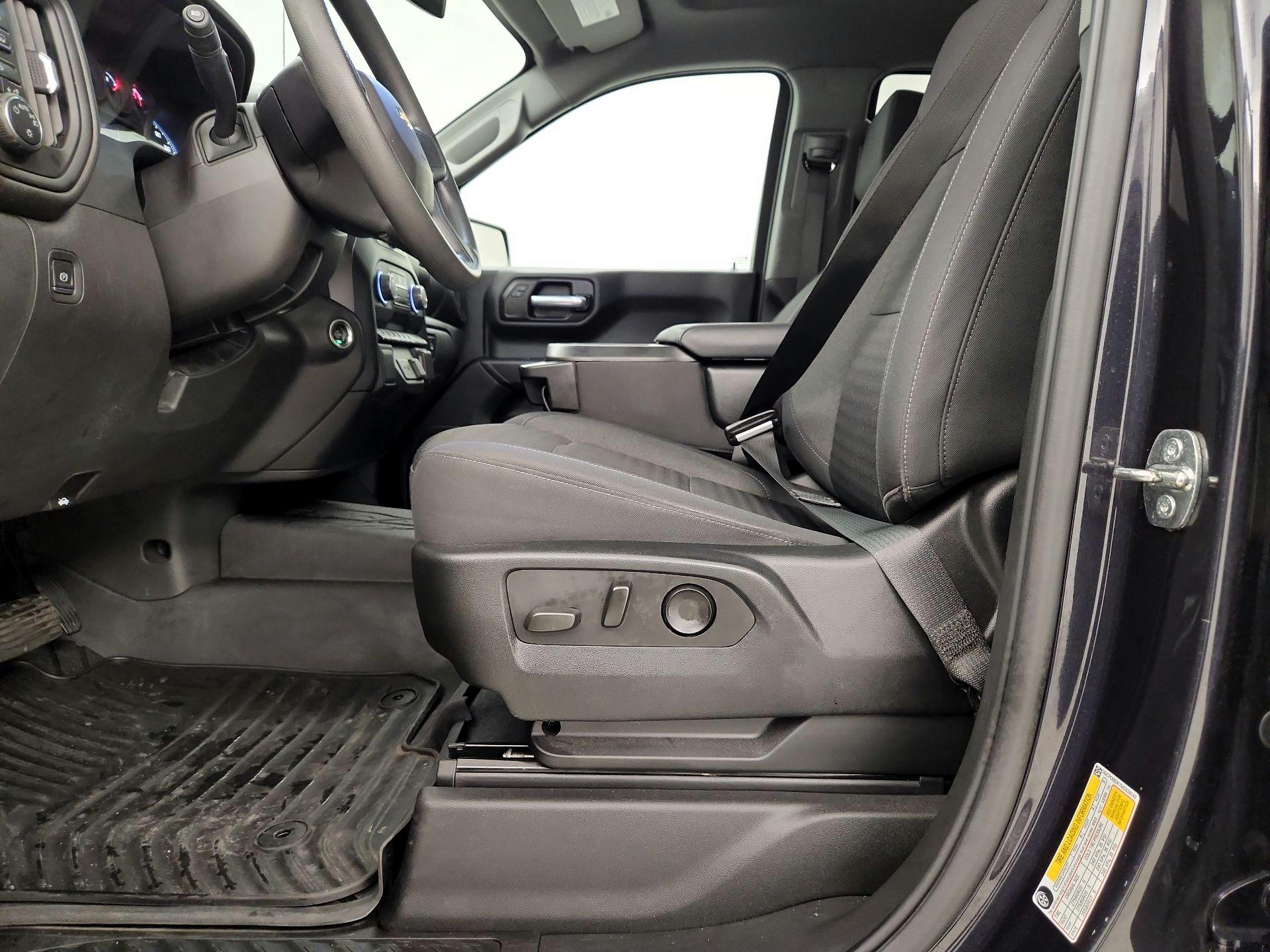Thumbnail: 2022 Chevrolet Silverado 1500 - 11
