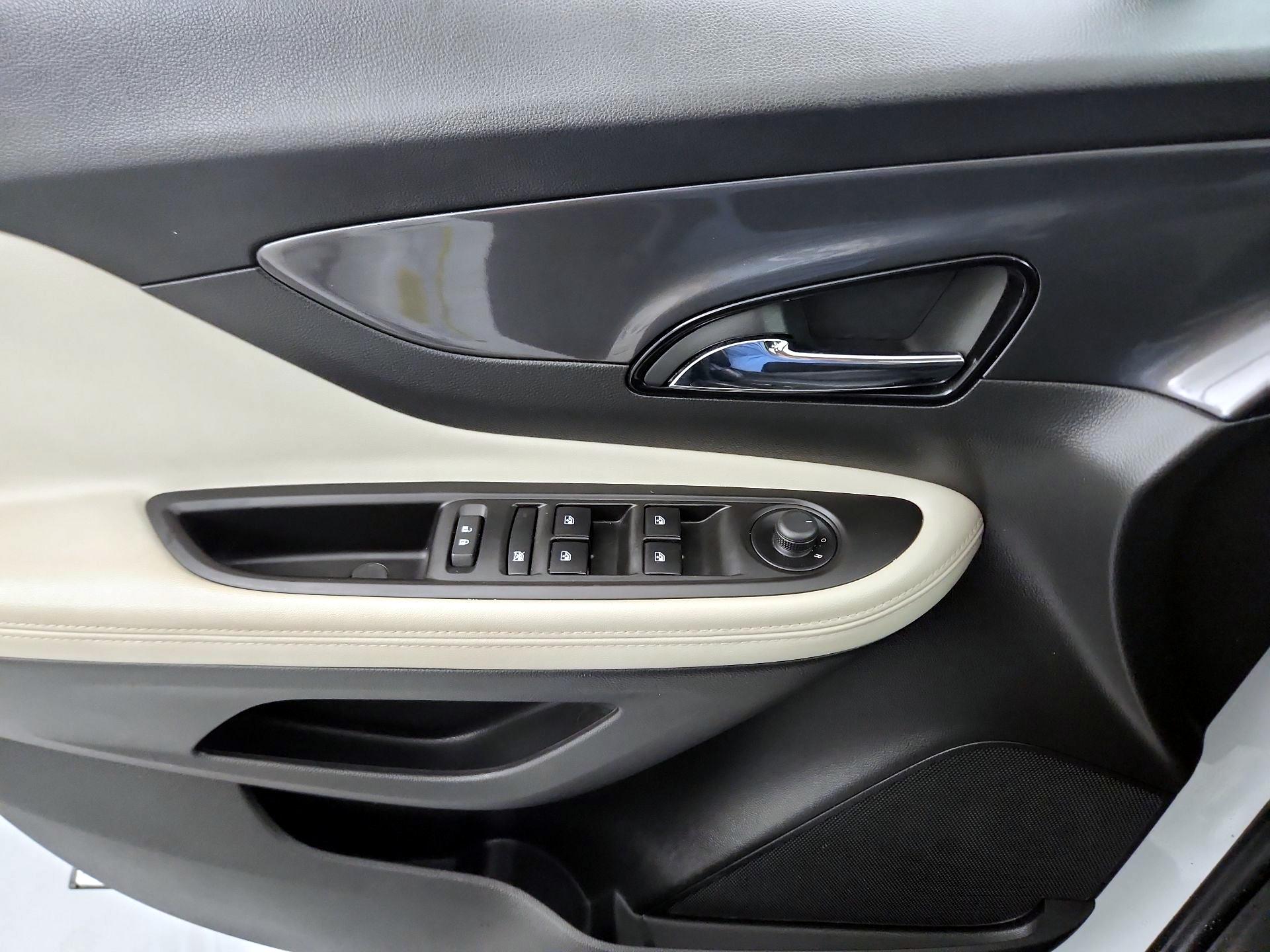 Thumbnail: 2020 Buick Encore - 12