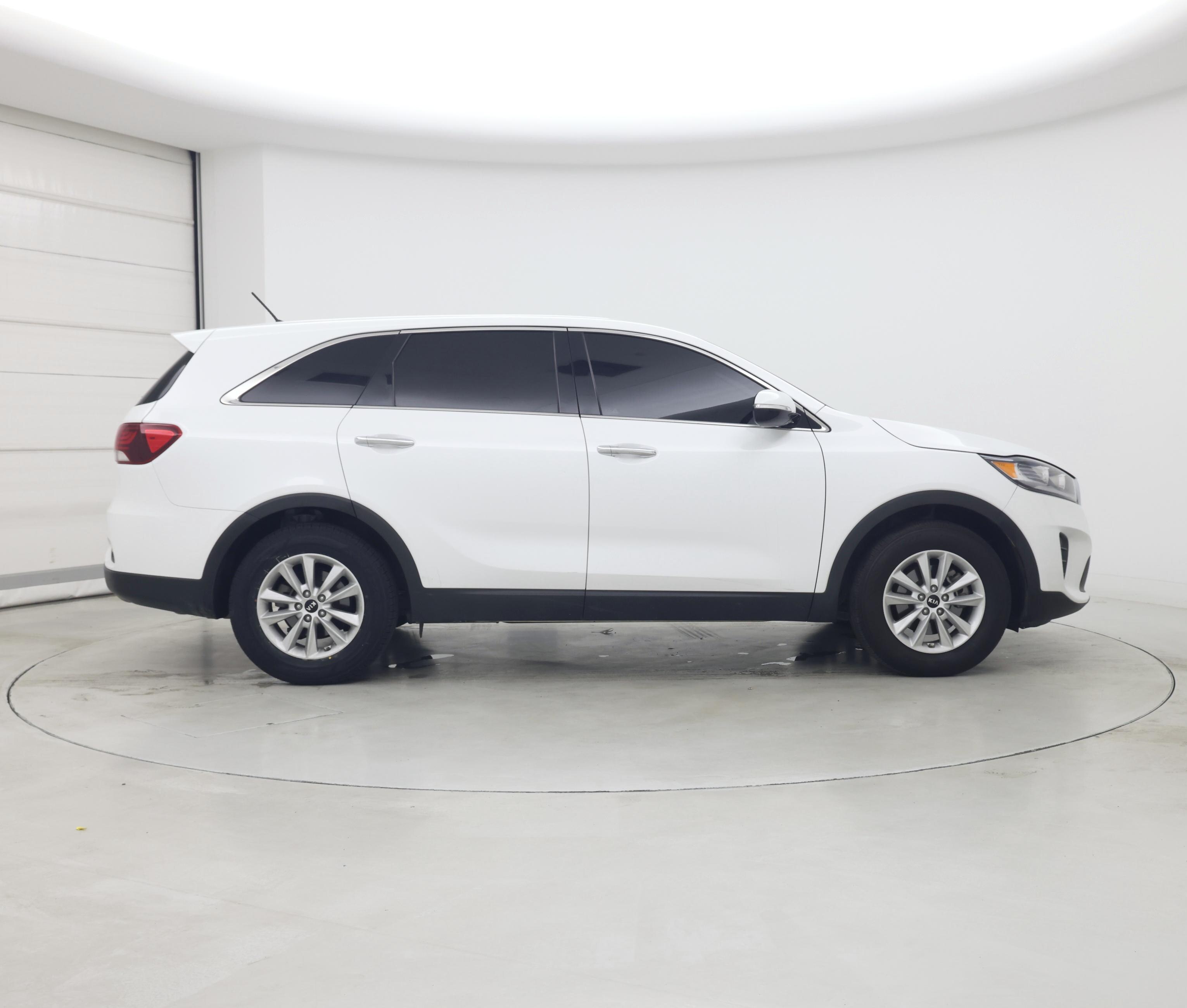Thumbnail: 2020 Kia Sorento - 7