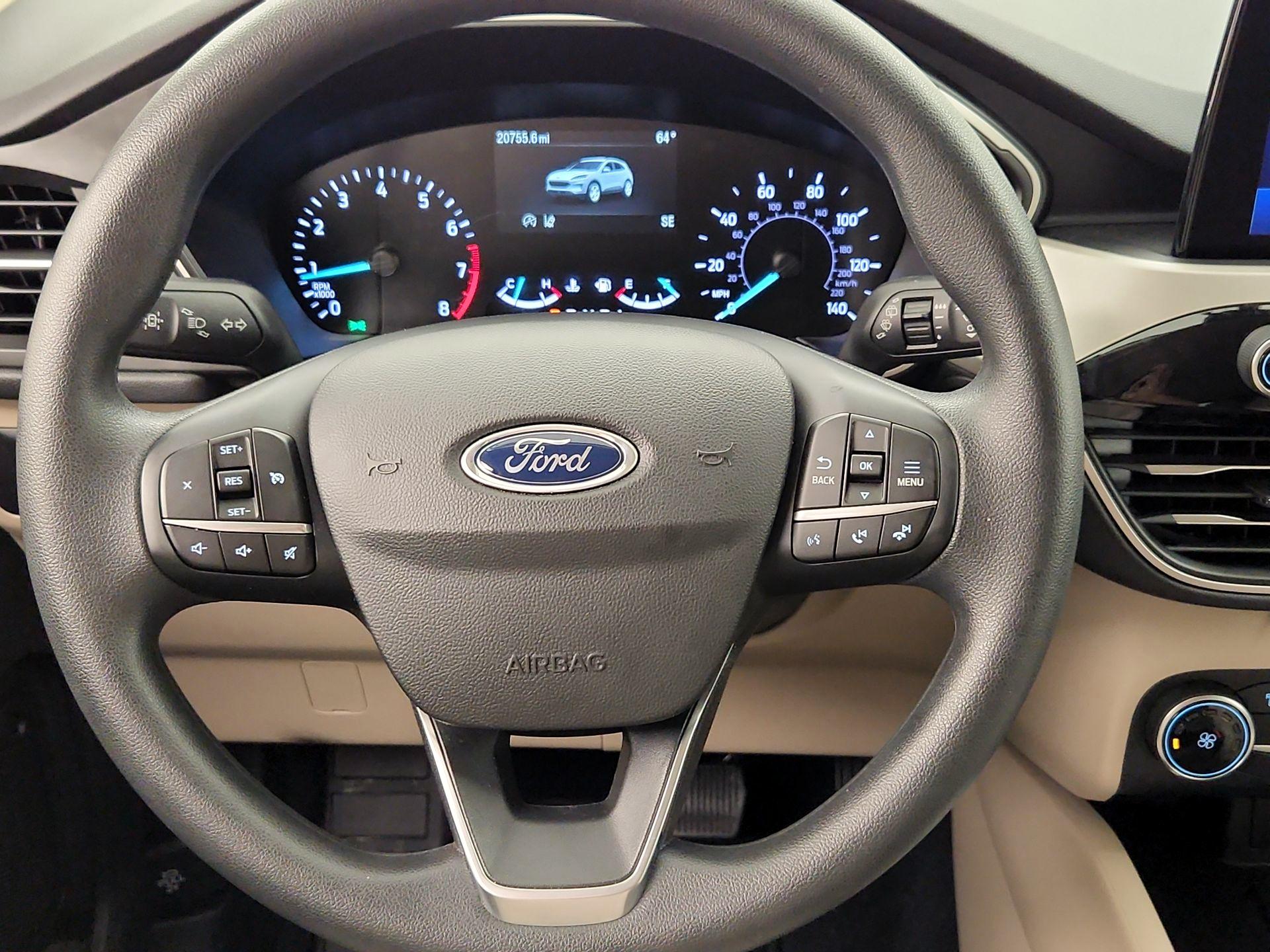 Thumbnail: 2020 Ford Escape - 10