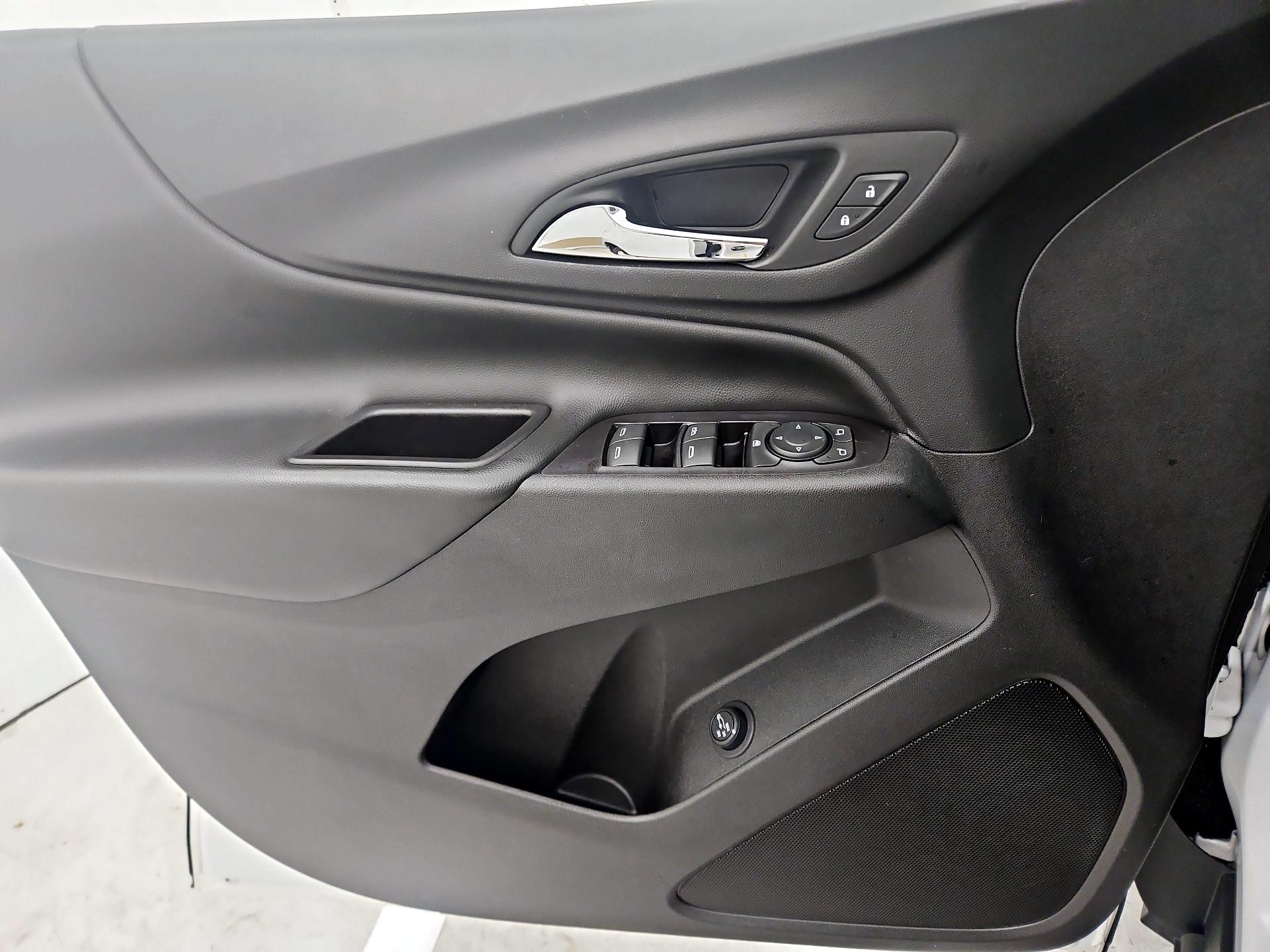 Thumbnail: 2018 Chevrolet Equinox - 12