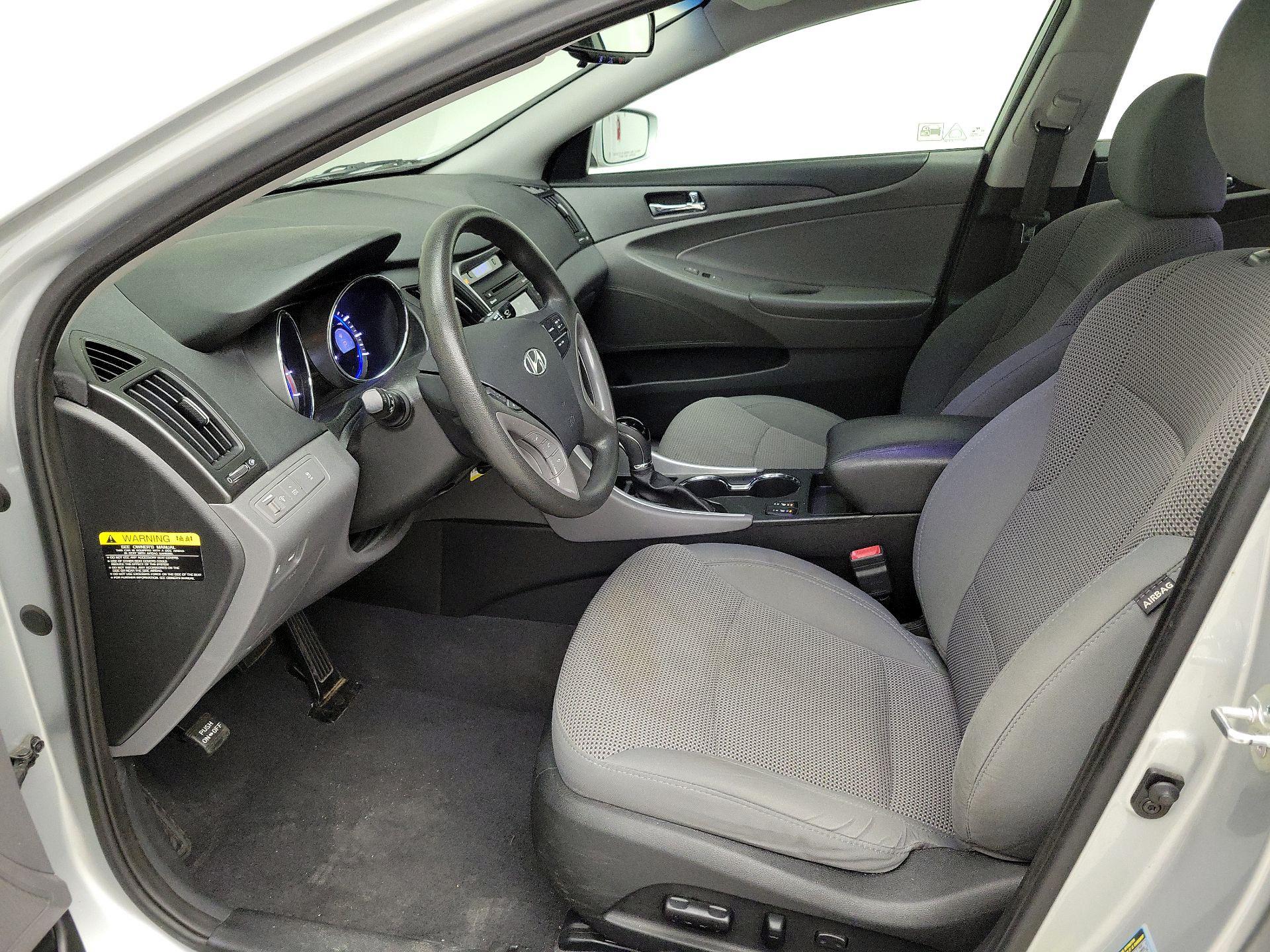 Thumbnail: 2014 Hyundai Sonata - 11