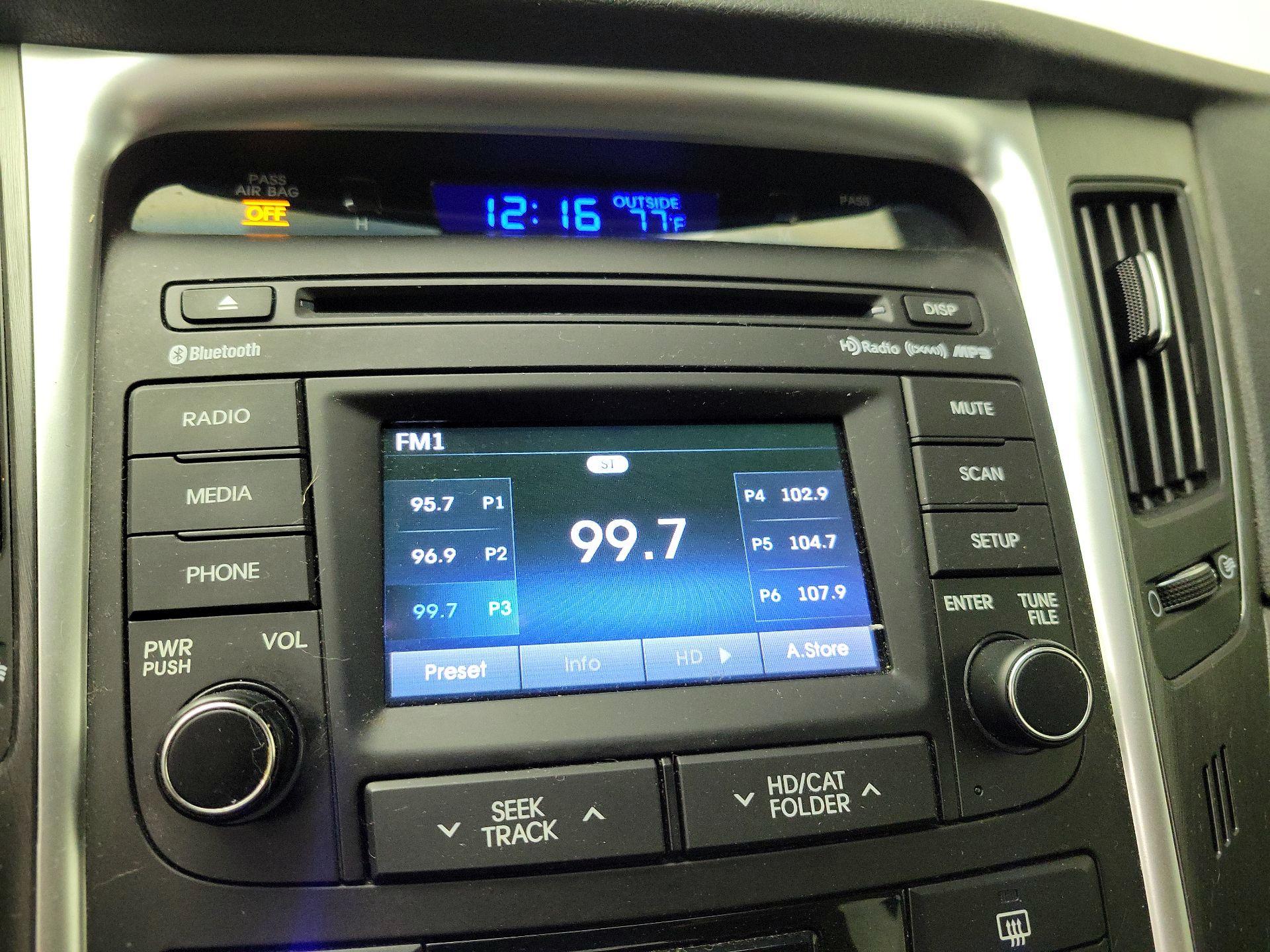 Thumbnail: 2014 Hyundai Sonata - 15