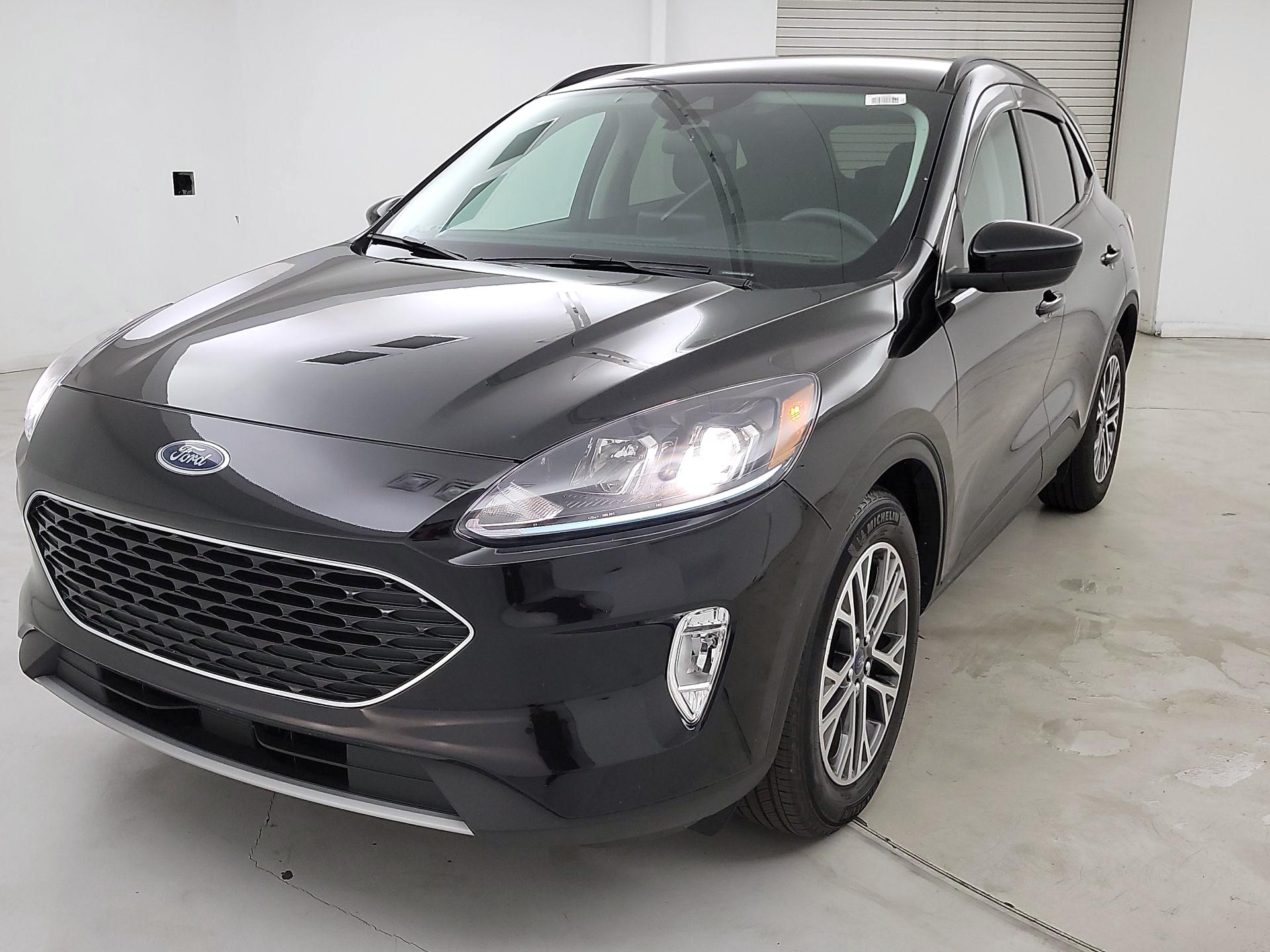 Thumbnail: 2021 Ford Escape - 1