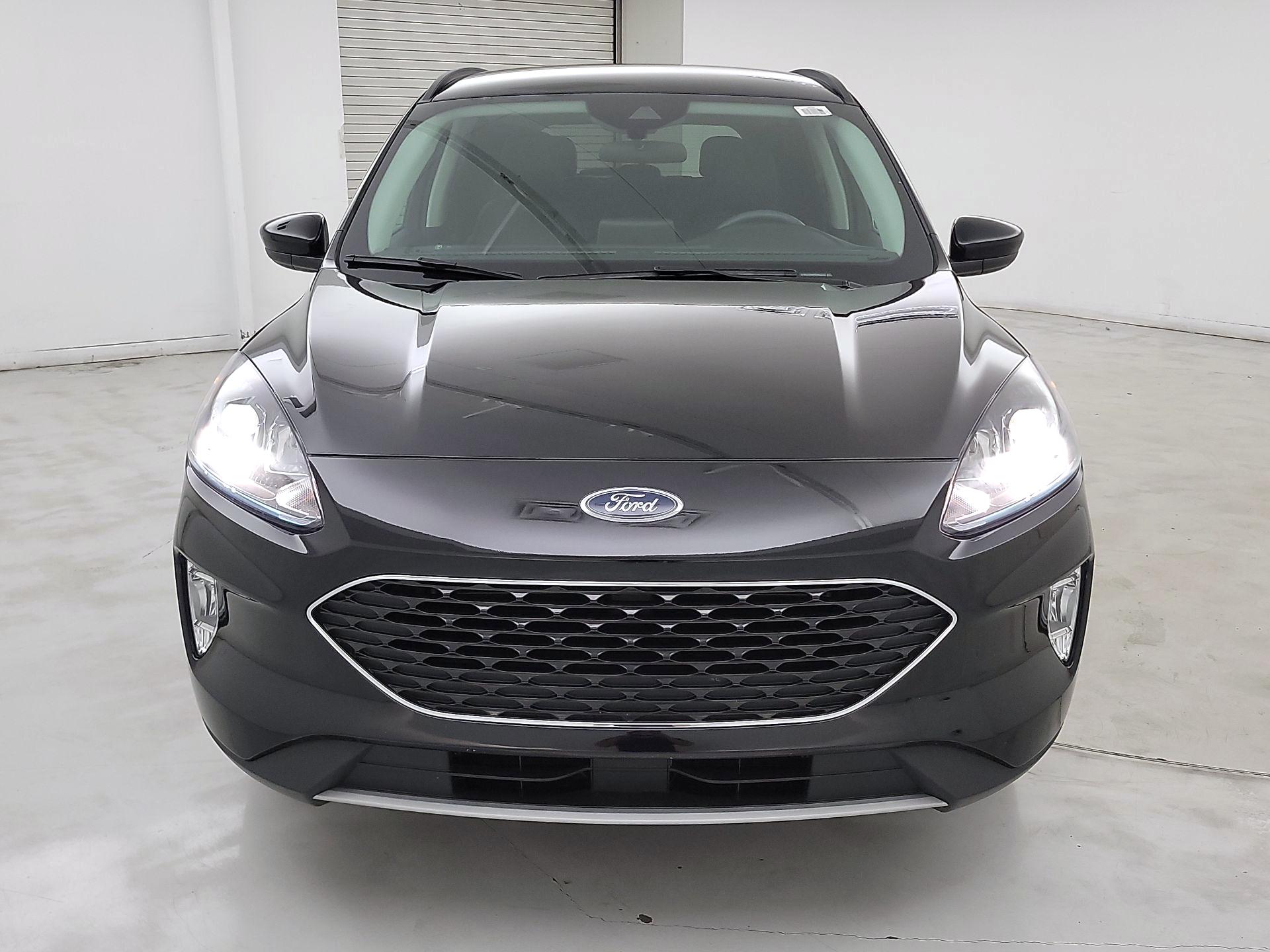 Thumbnail: 2021 Ford Escape - 2