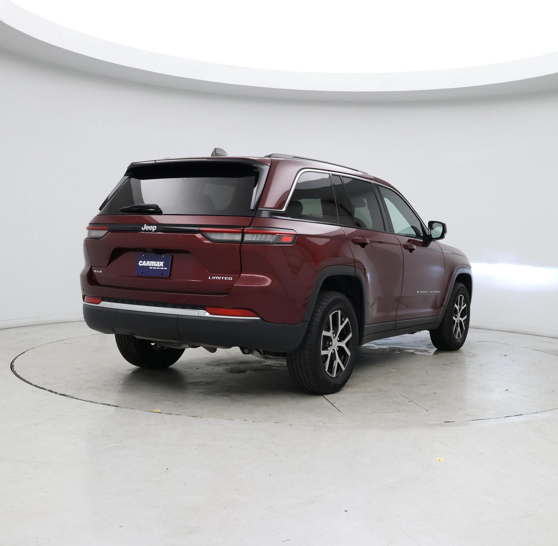 Thumbnail: 2024 Jeep Grand Cherokee - 8
