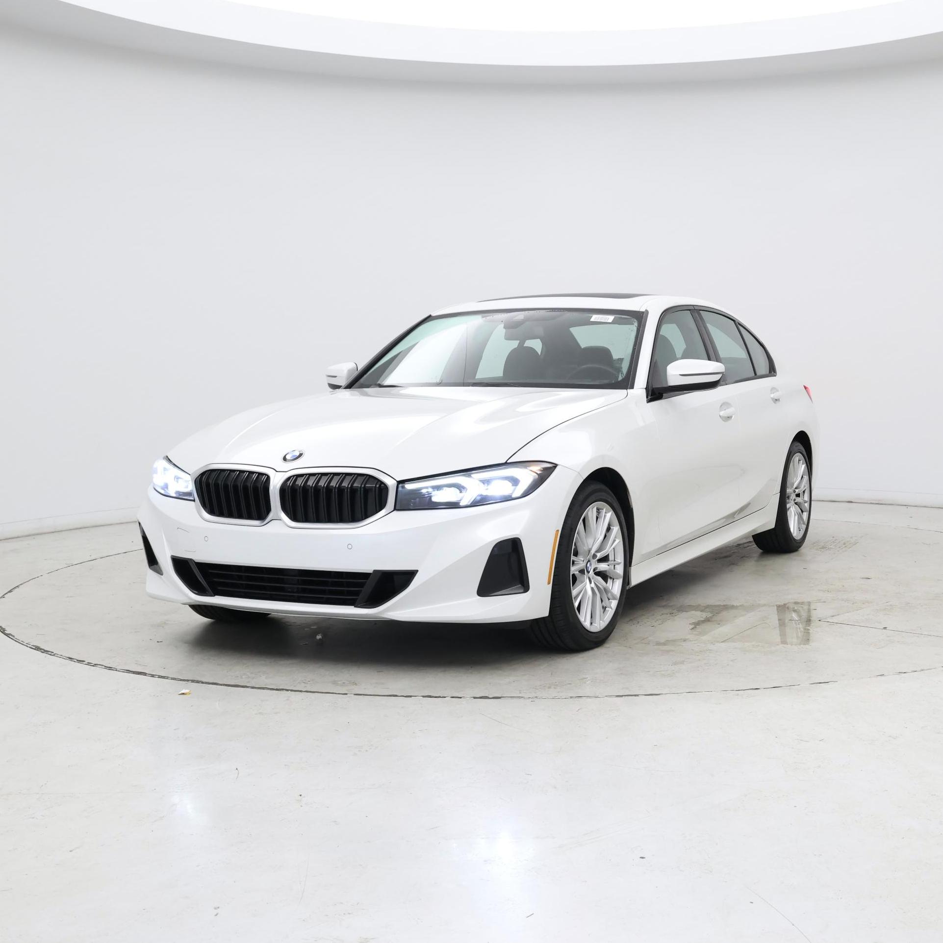 Thumbnail: 2023 BMW 3 Series - 4