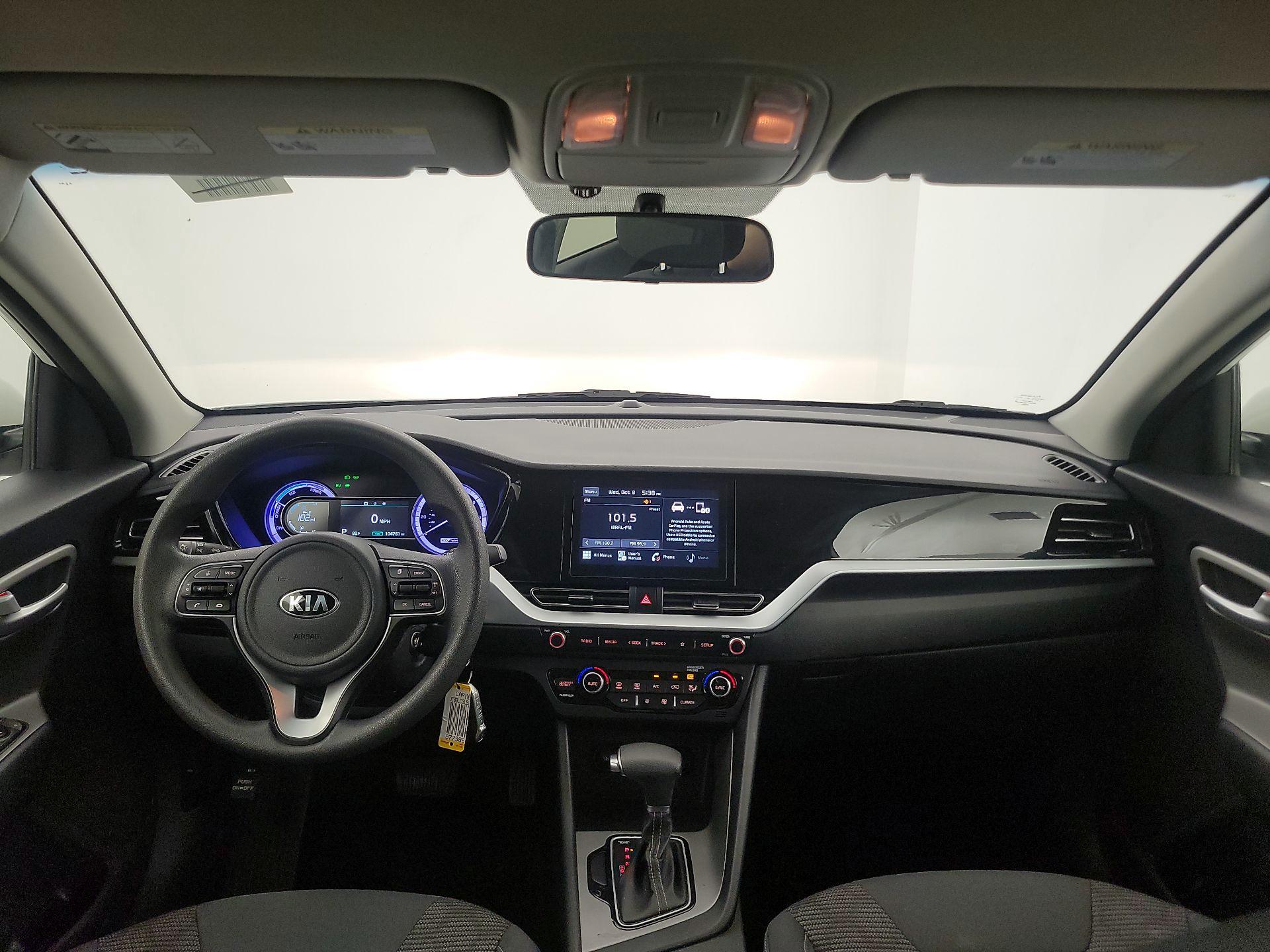 Thumbnail: 2020 Kia Niro - 9